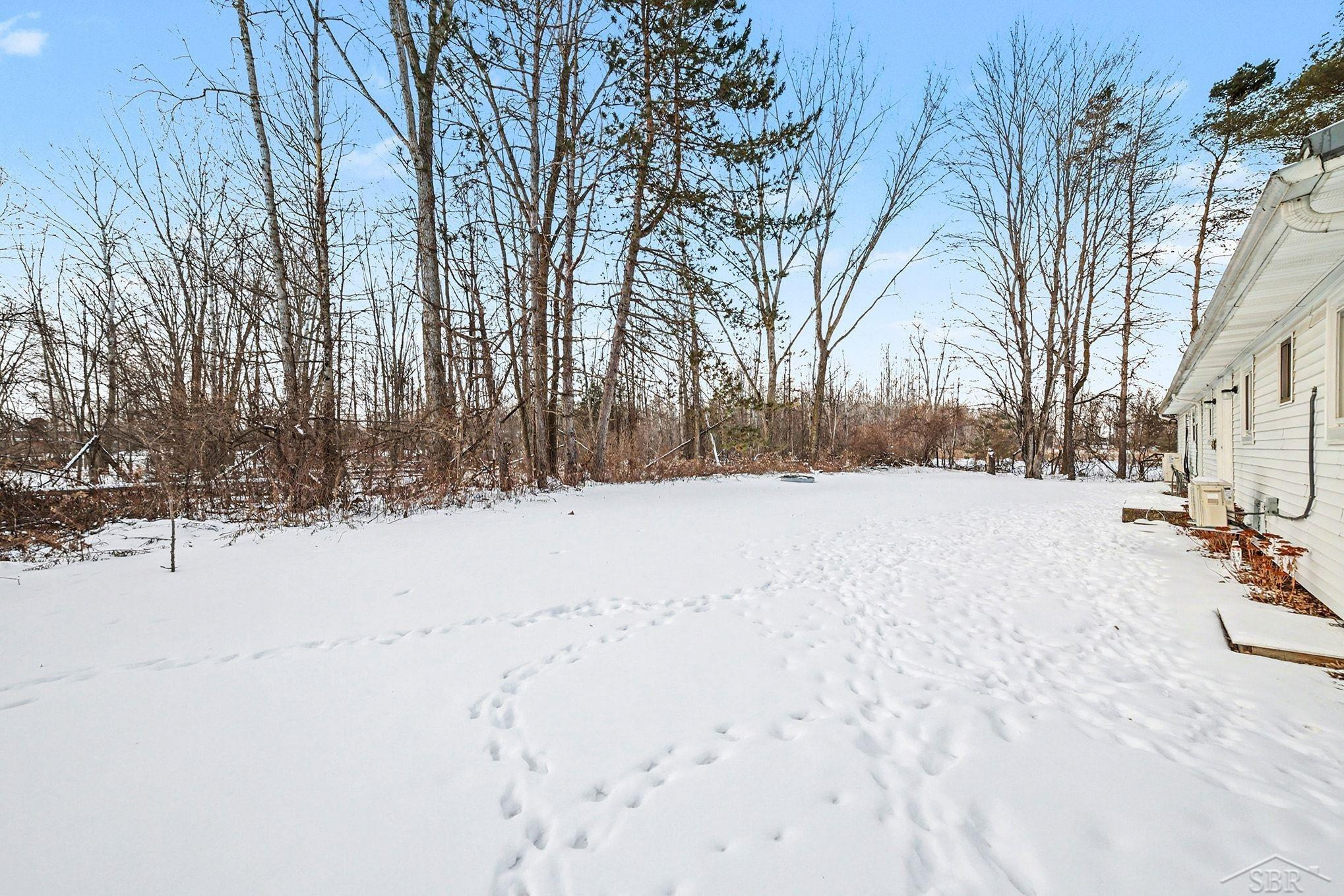2940 S Brennan Road, Hemlock, MI 48626 — Photo 17