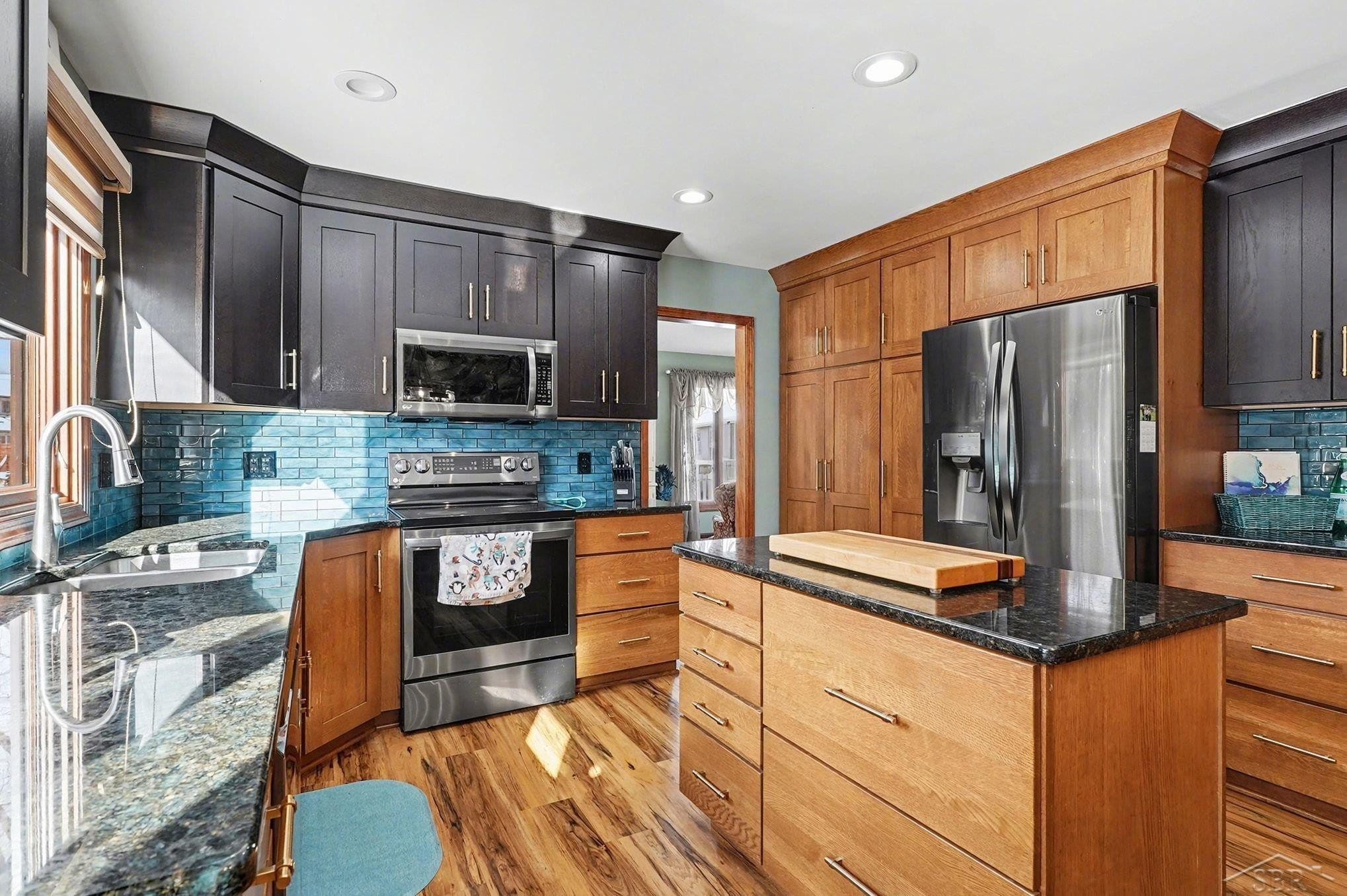 306 Eda Court, Essexville, MI 48732 — Photo 8