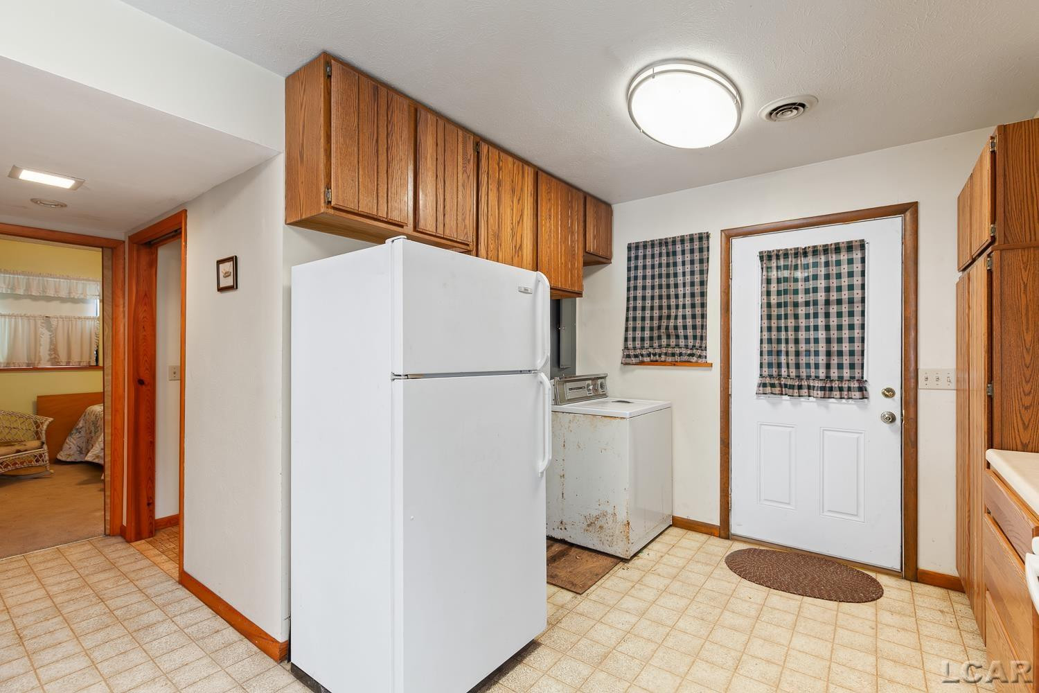 8164 Clarks Cove, Addison, MI 49220 — Photo 17