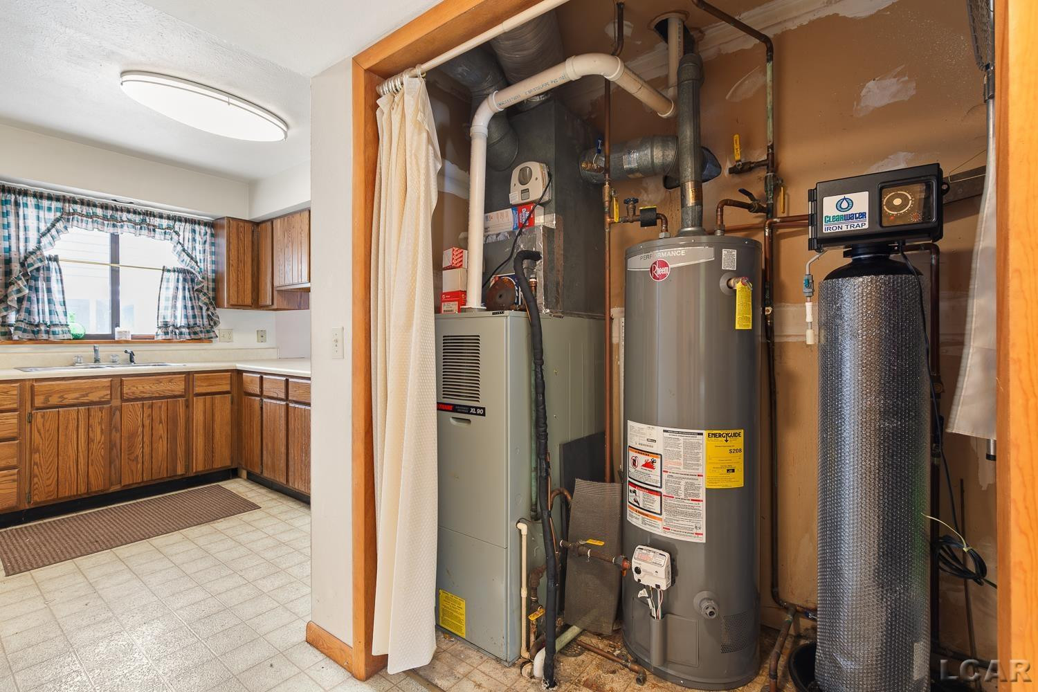 8164 Clarks Cove, Addison, MI 49220 — Photo 30