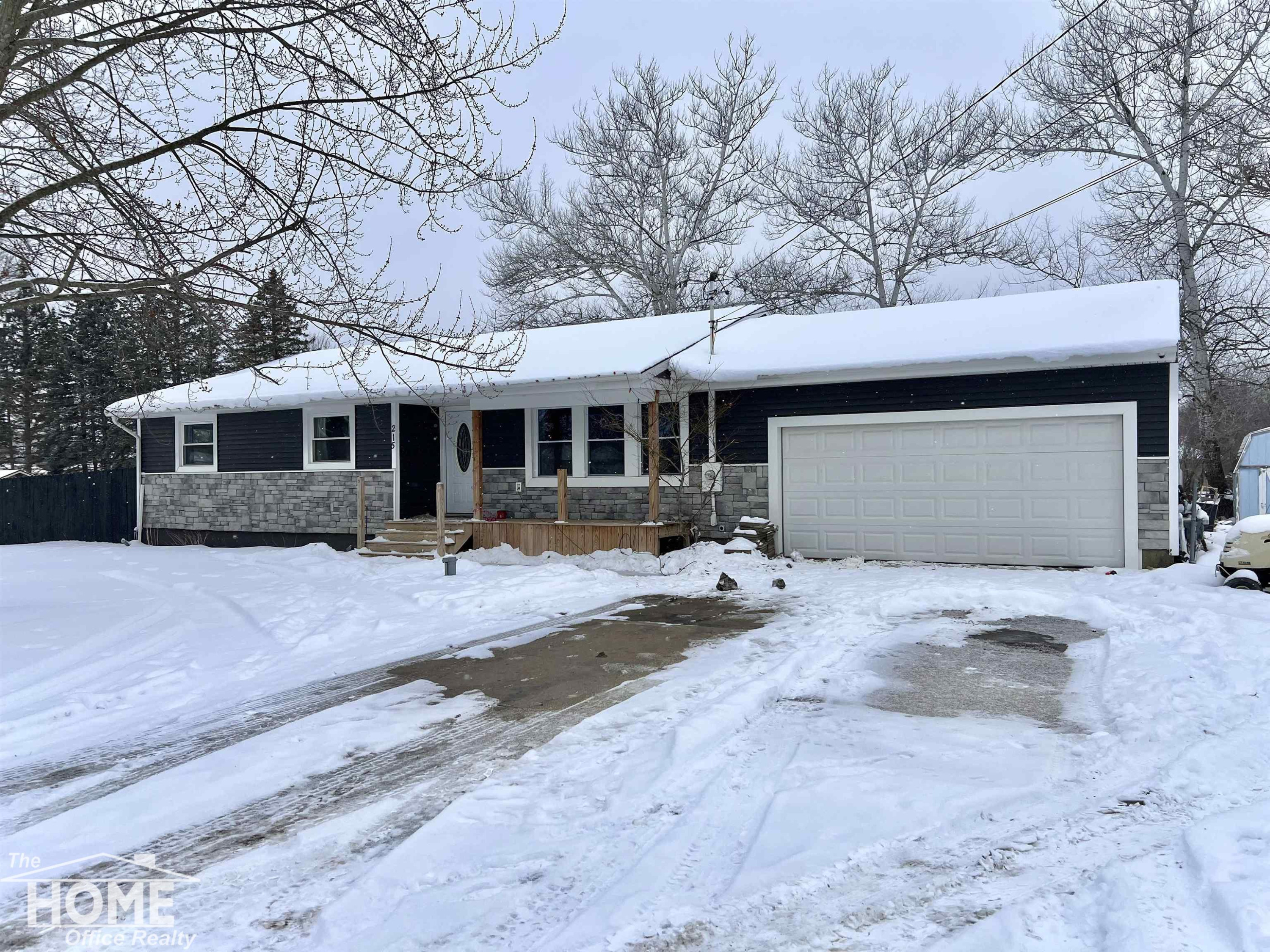 215 Stanley Dr Drive, Corunna, MI 48817 — front exterior