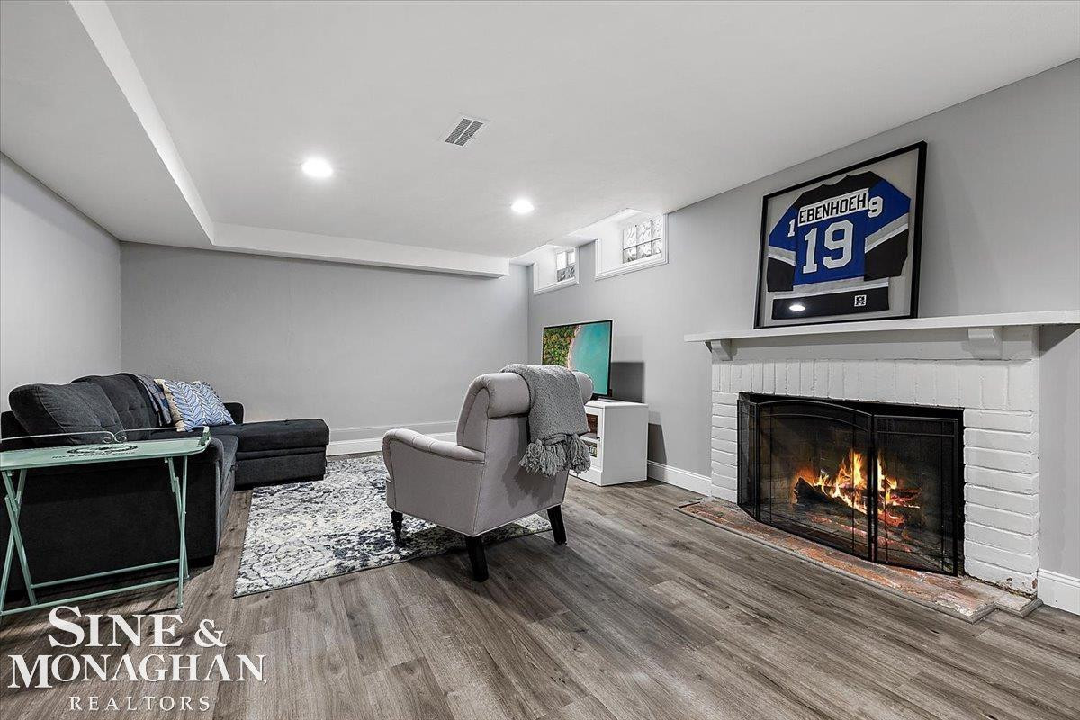 614 Rivard Boulevard, Grosse Pointe, MI 48230 — Photo 30