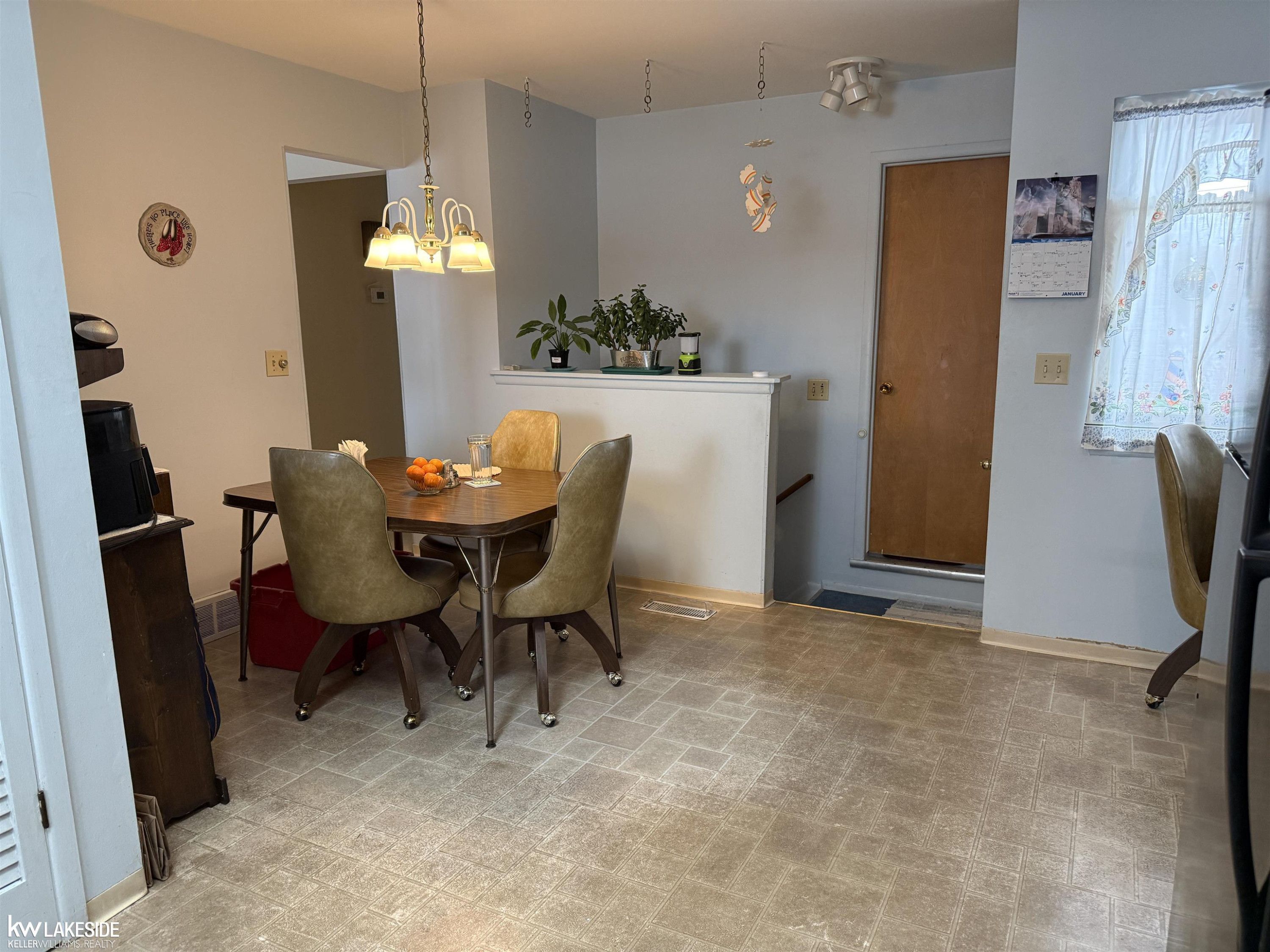 17485 Hans Drive, Fraser, MI 48026 — Photo 5