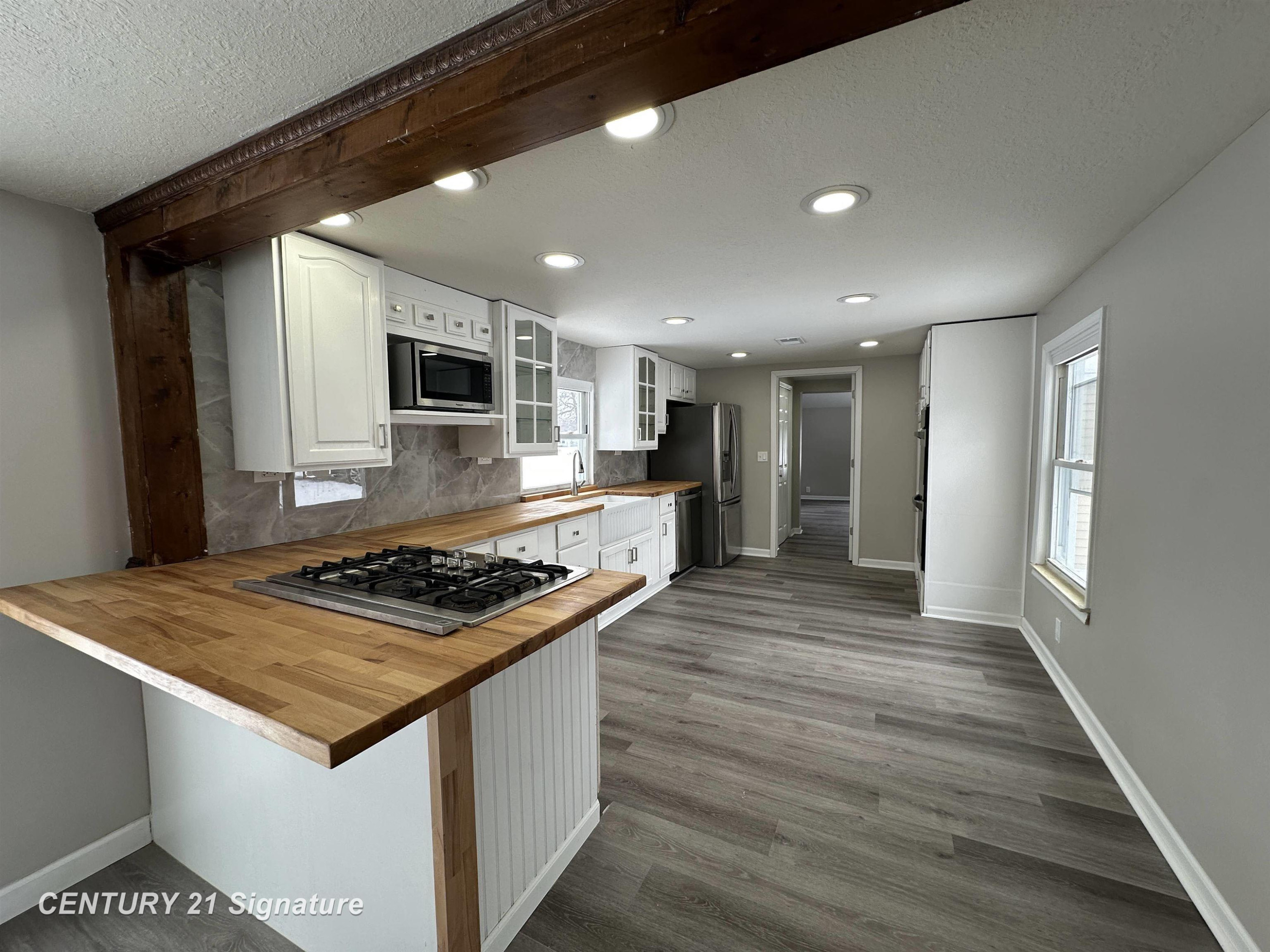 8040 Beecher Road, Flushing, MI 48433 — Photo 4