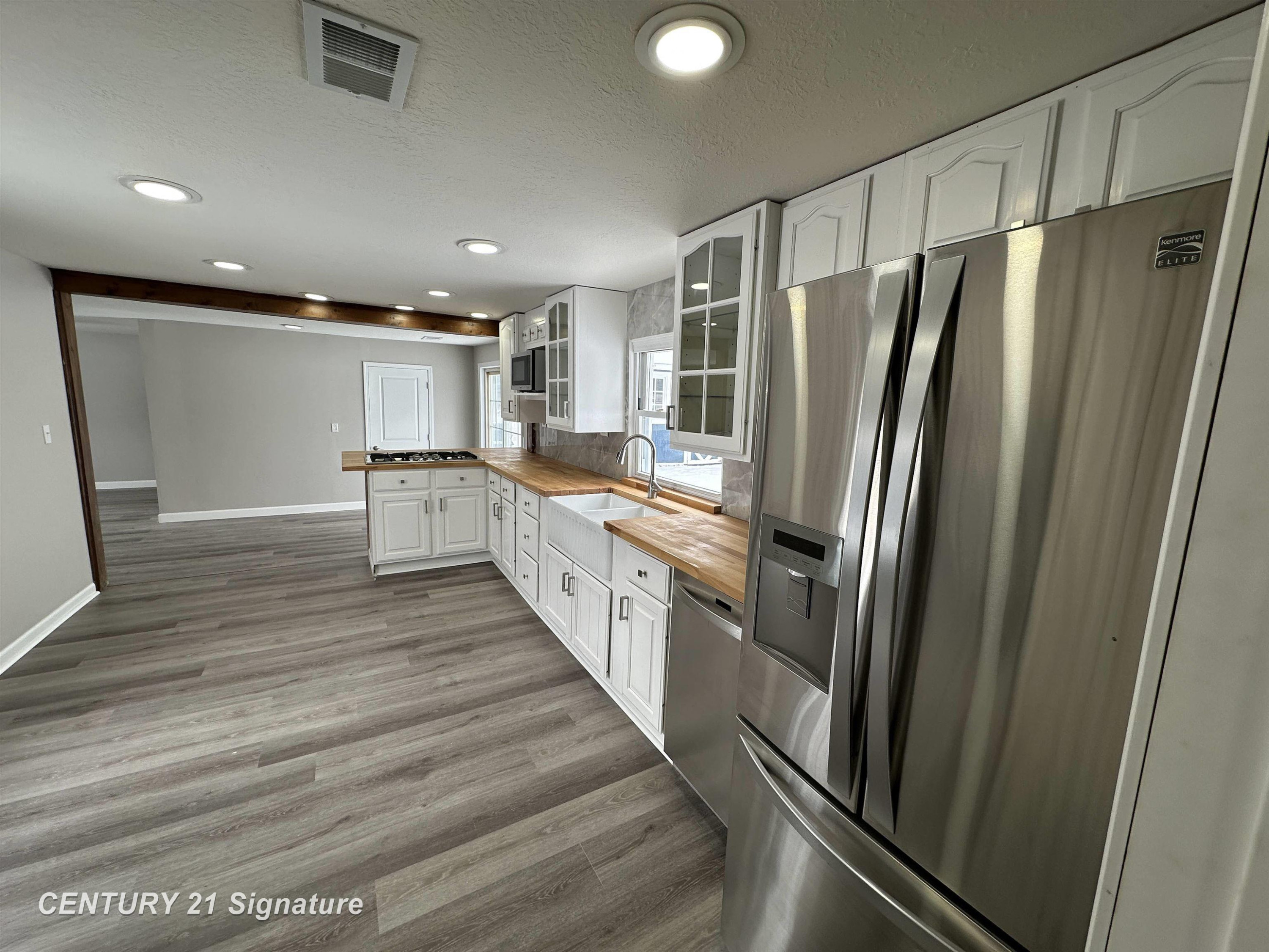 8040 Beecher Road, Flushing, MI 48433 — Photo 8