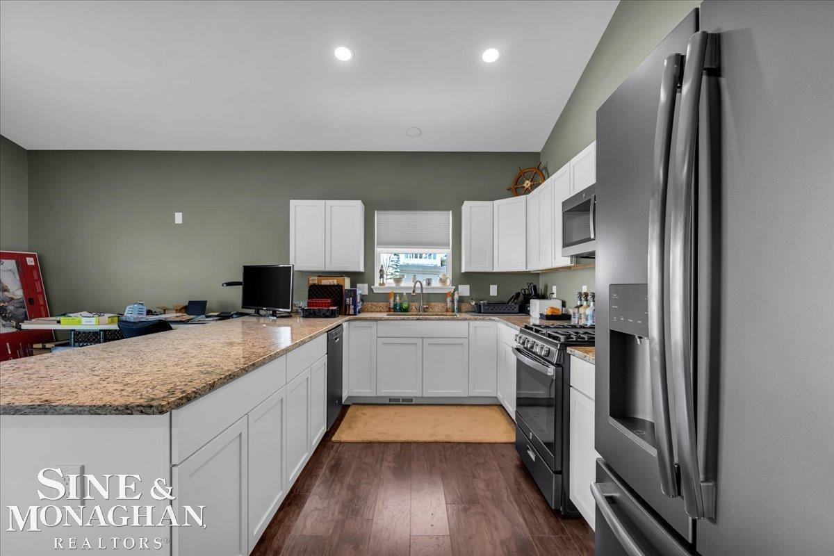 7842 Stark Drive, MI 48001 — Photo 17