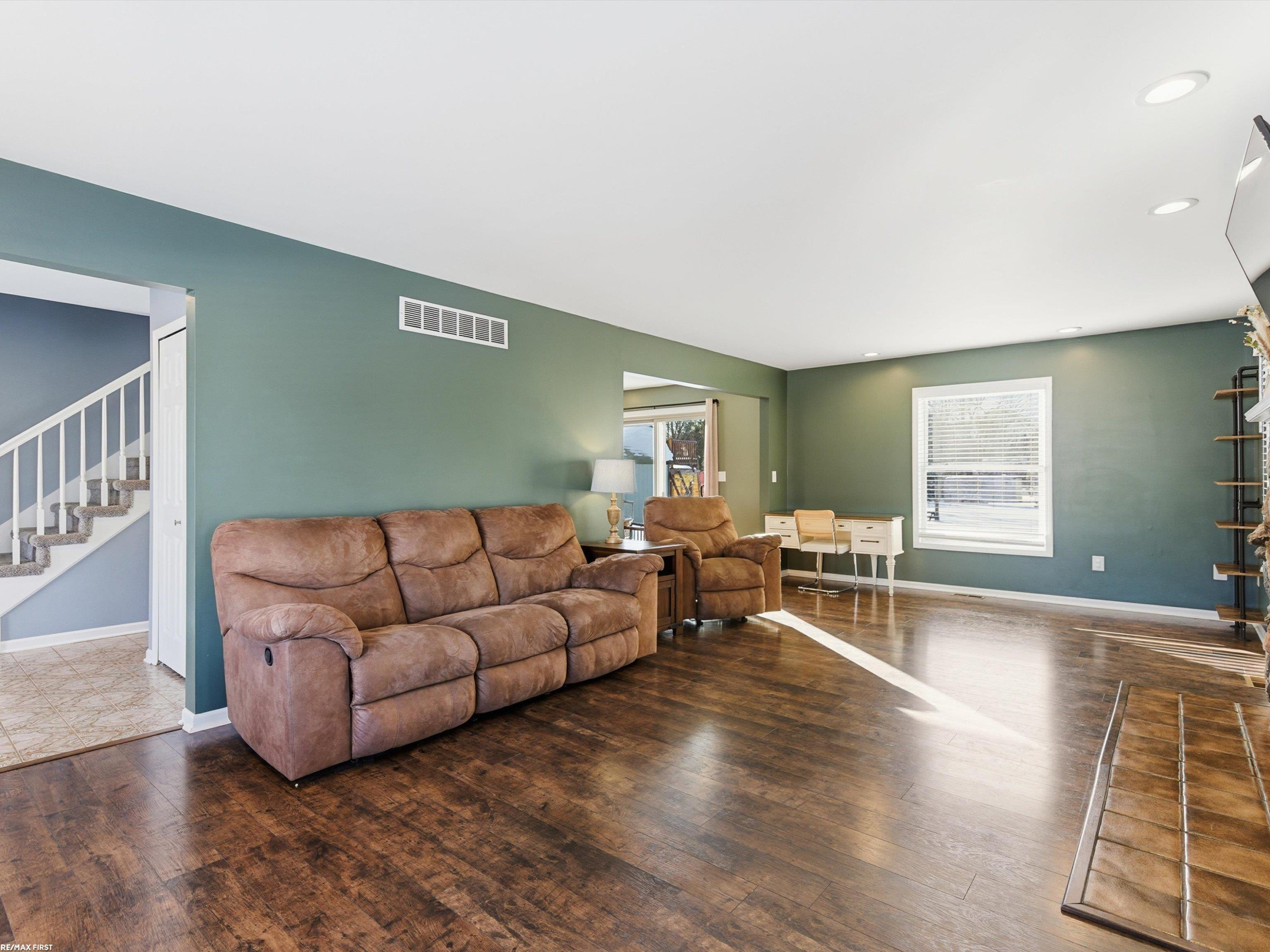 31869 Grove Street, Fraser, MI 48026 — Photo 10