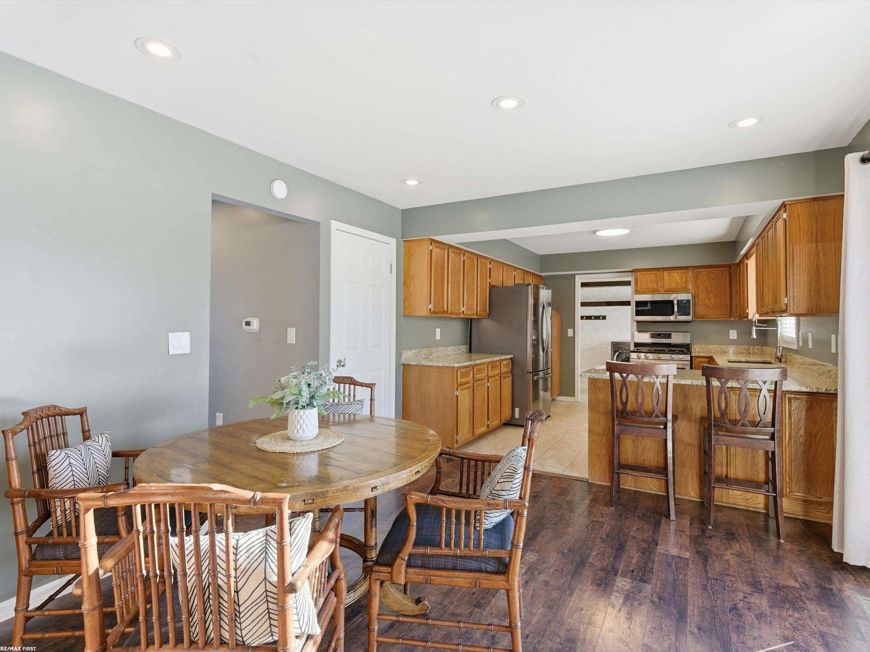 31869 Grove Street, Fraser, MI 48026 — Photo 14