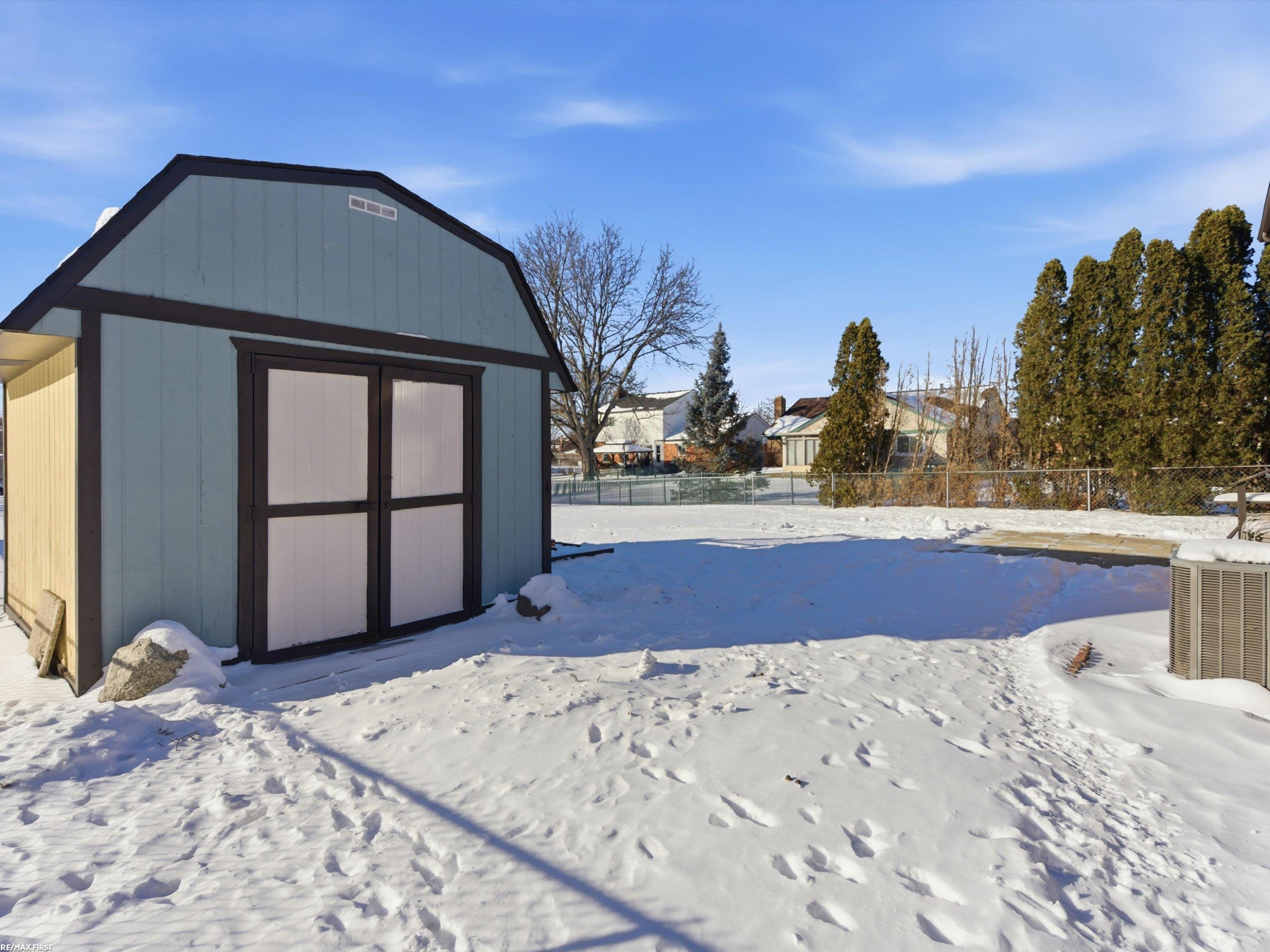 31869 Grove Street, Fraser, MI 48026 — Photo 39