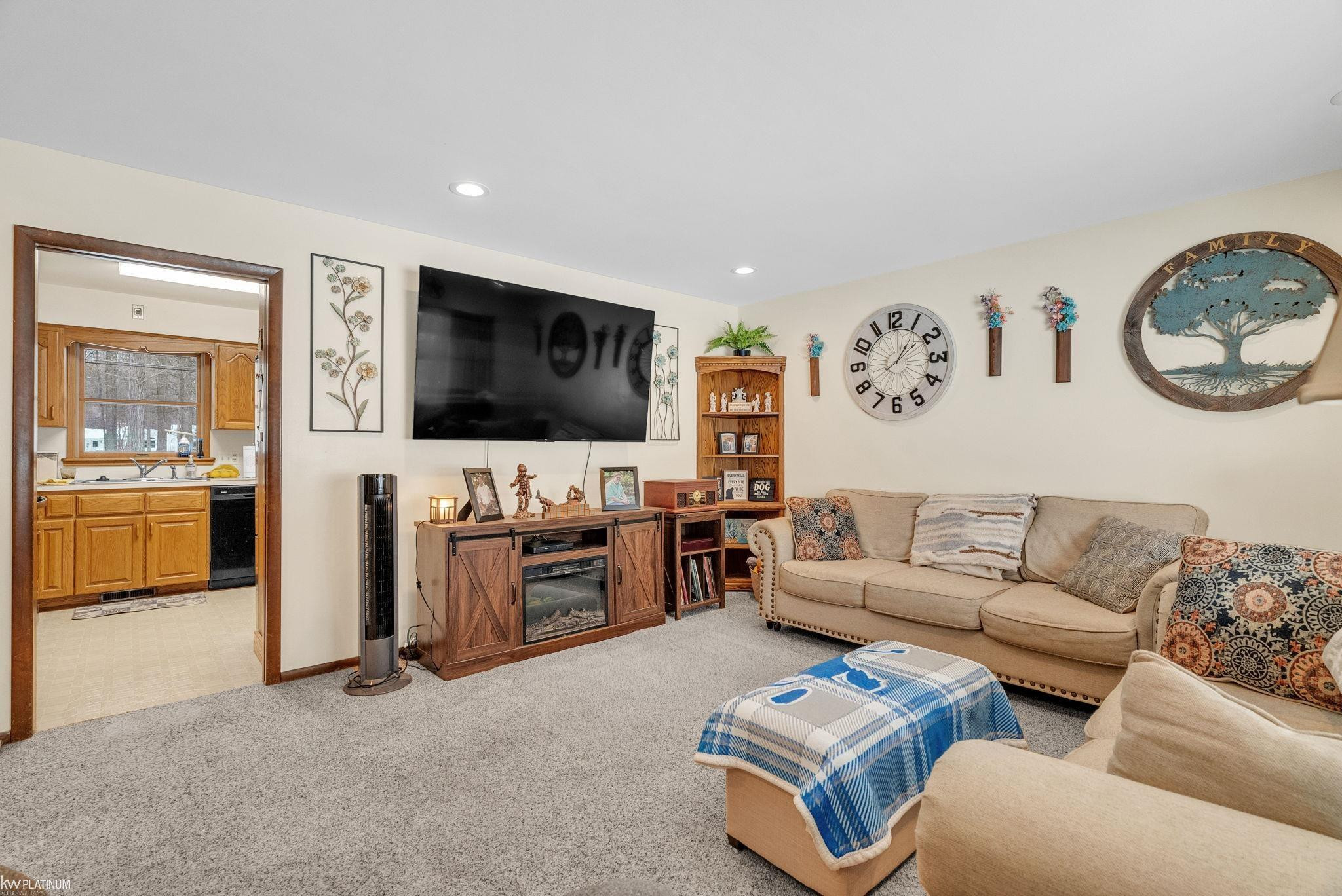 3639 Teeple Avenue, MI 48059 — Photo 9