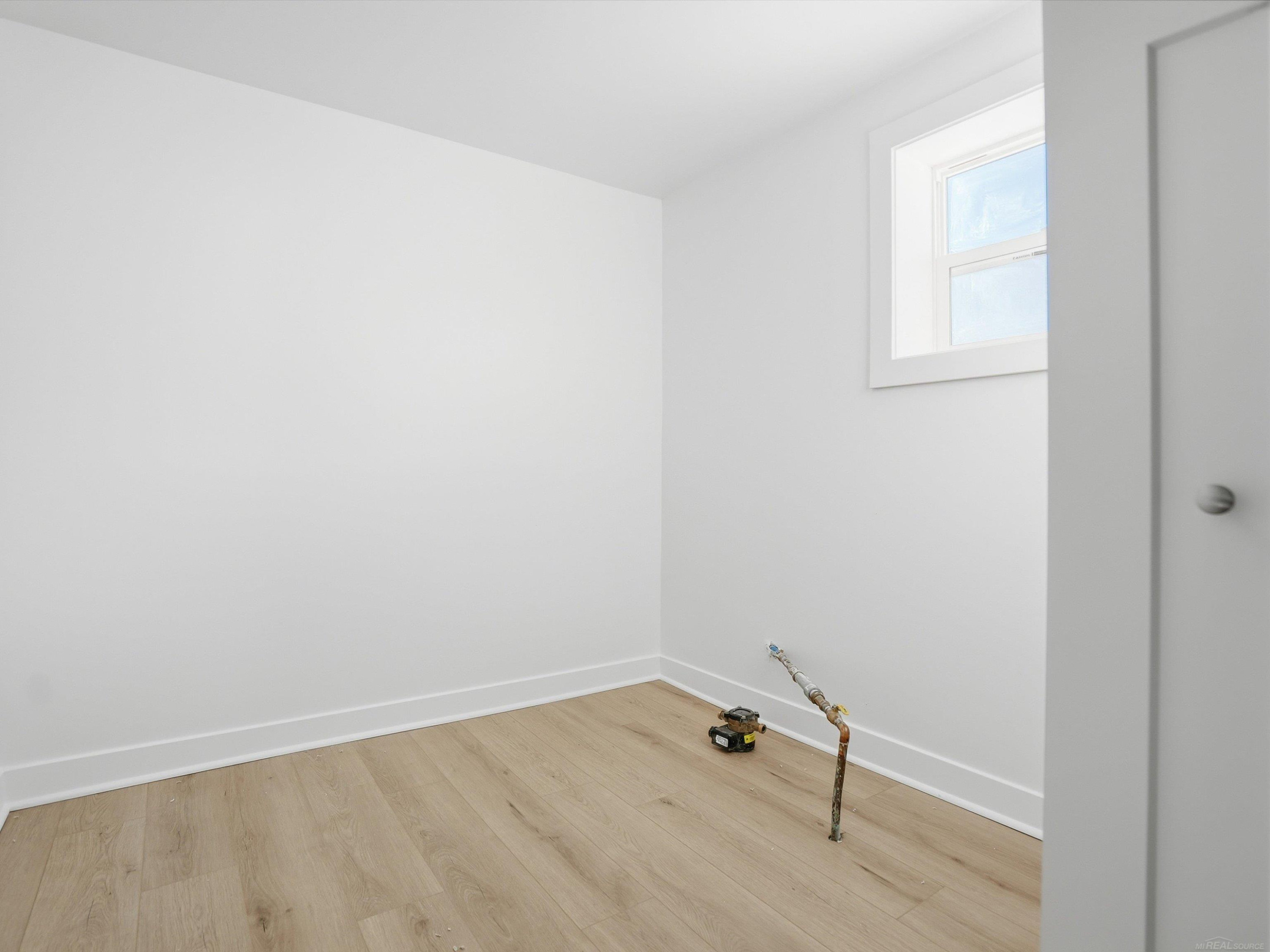 1581 Golden Gate Court, MI 48079 — Photo 42