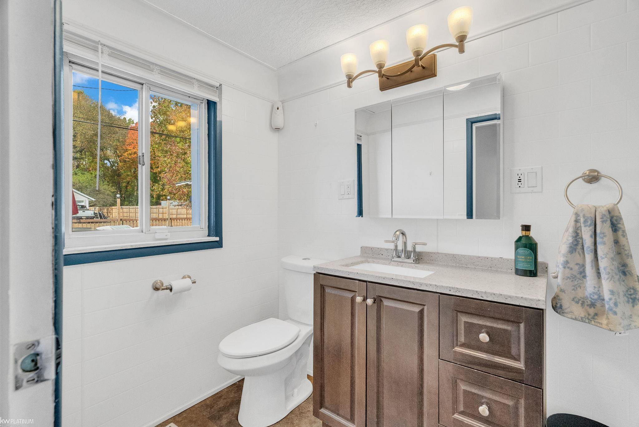 3625 Angus Road, MI 48059 — Photo 24