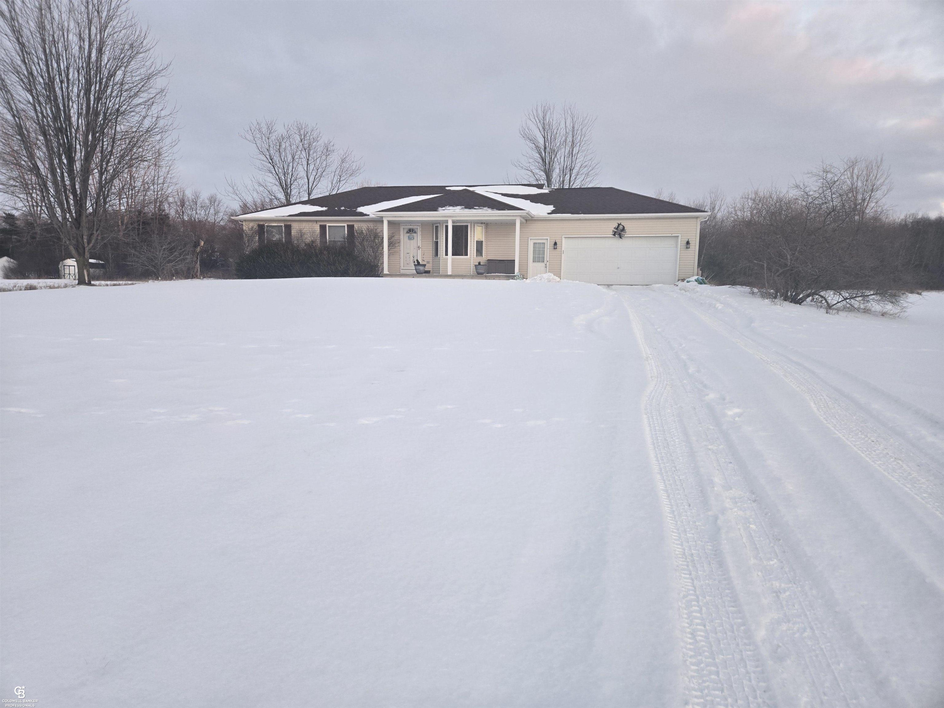 6458 Owens Road, Yale, MI 48097 — front exterior