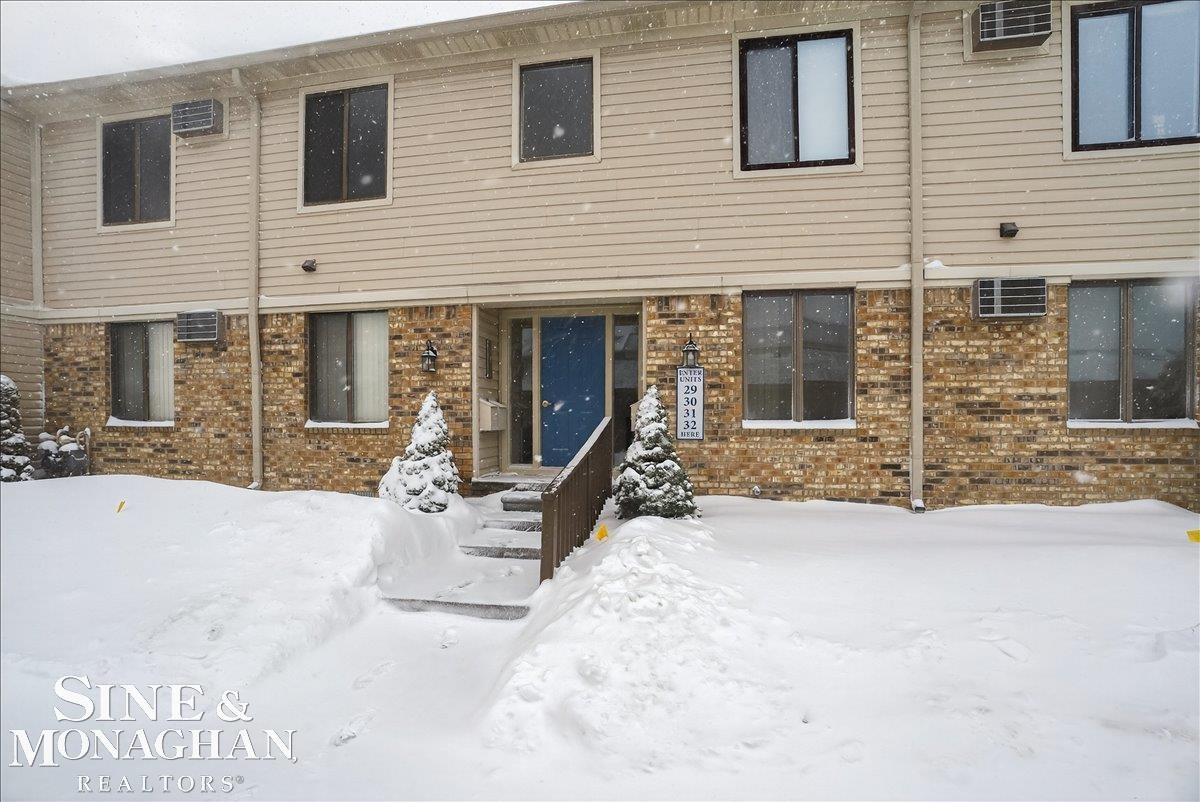 1700 River Road, #32, Marysville, MI 48040 — front exterior