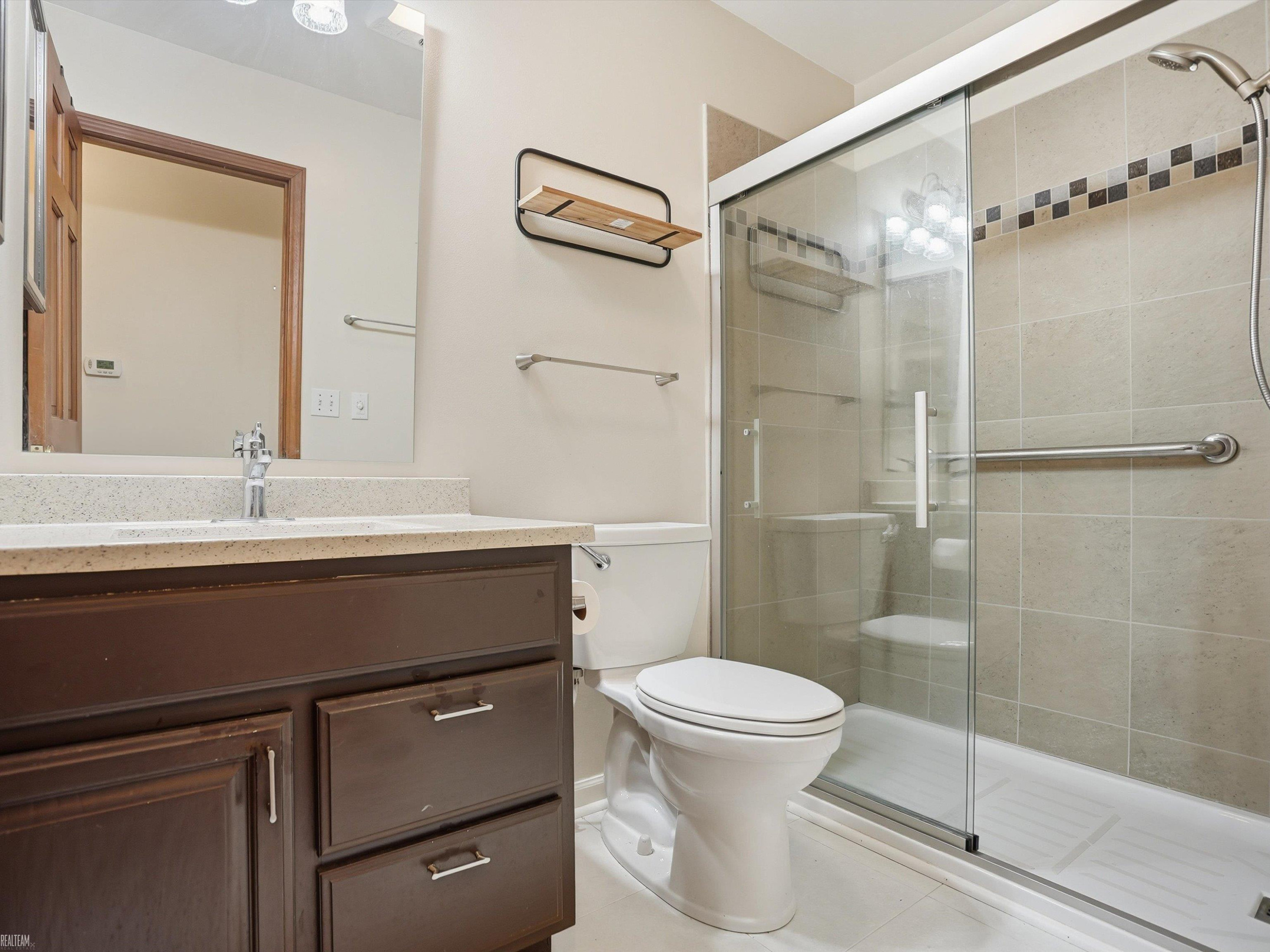 11378 Runnells Drive, MI 48420 — Photo 32