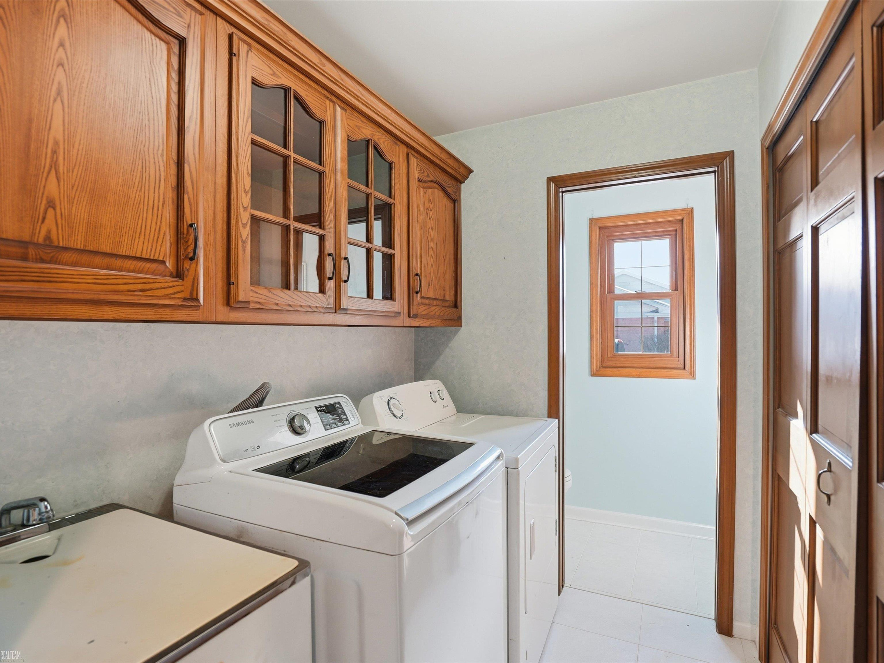 11378 Runnells Drive, MI 48420 — Photo 33