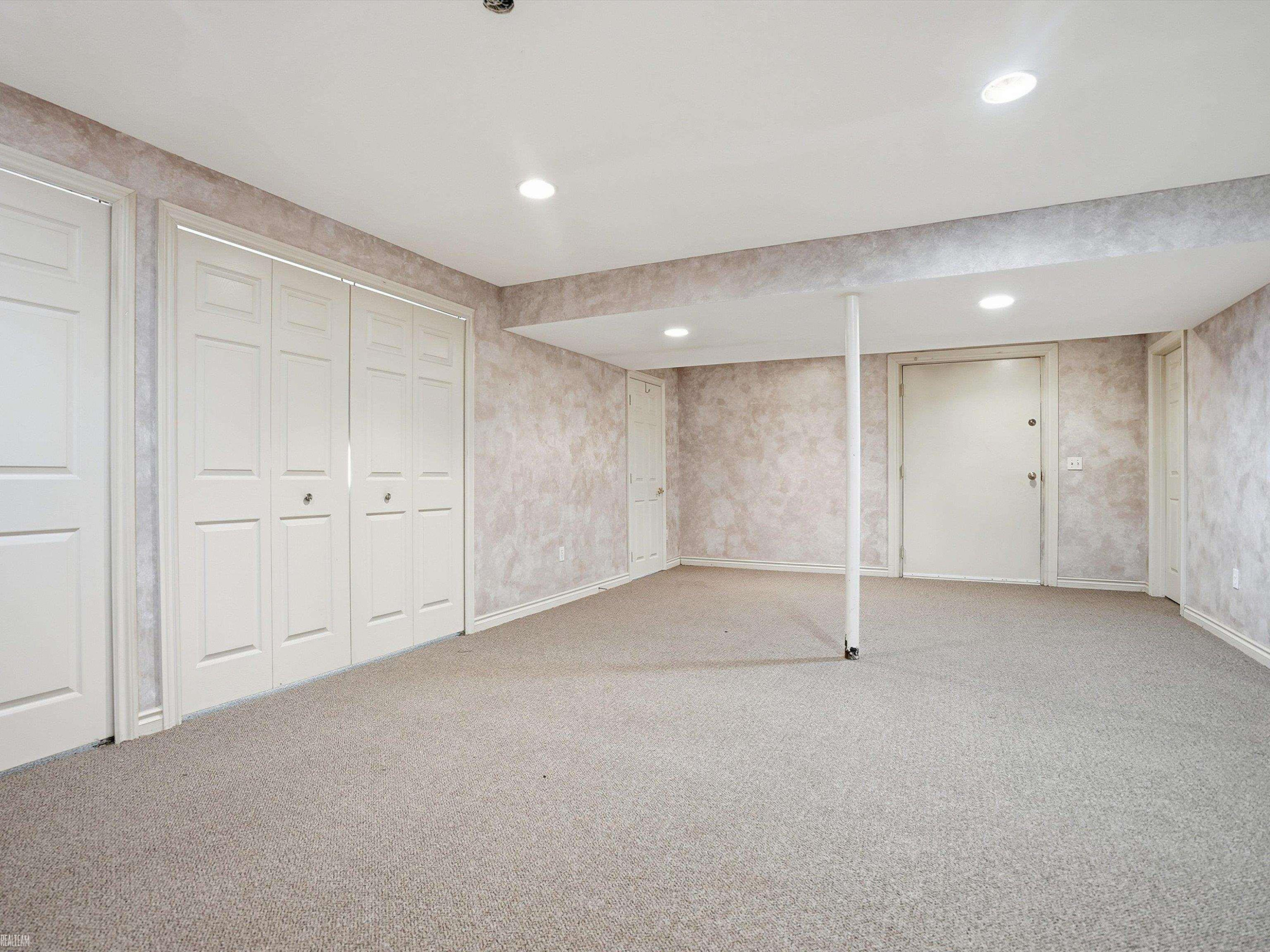 11378 Runnells Drive, MI 48420 — Photo 44