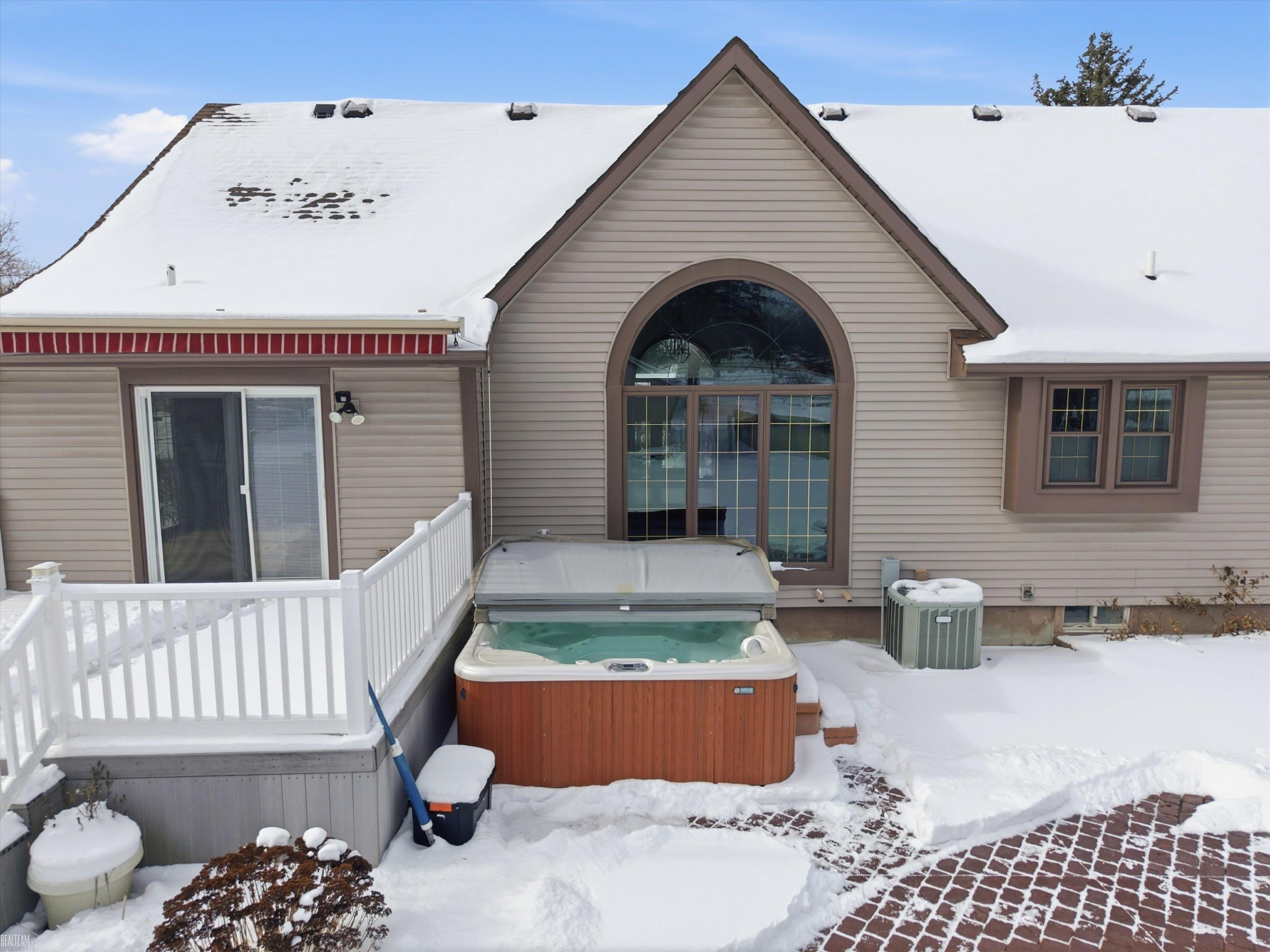 11378 Runnells Drive, MI 48420 — Photo 49