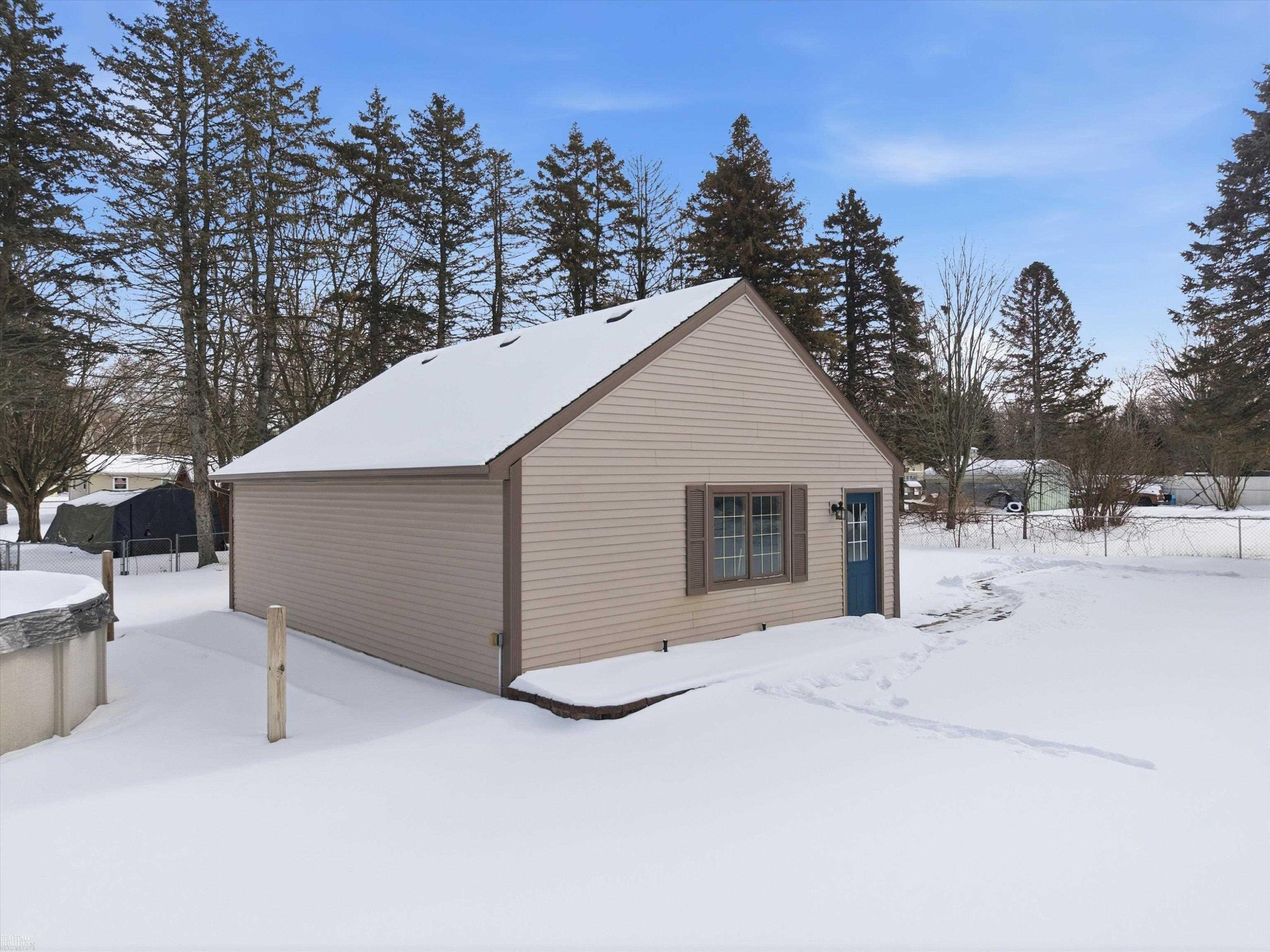 11378 Runnells Drive, MI 48420 — Photo 54