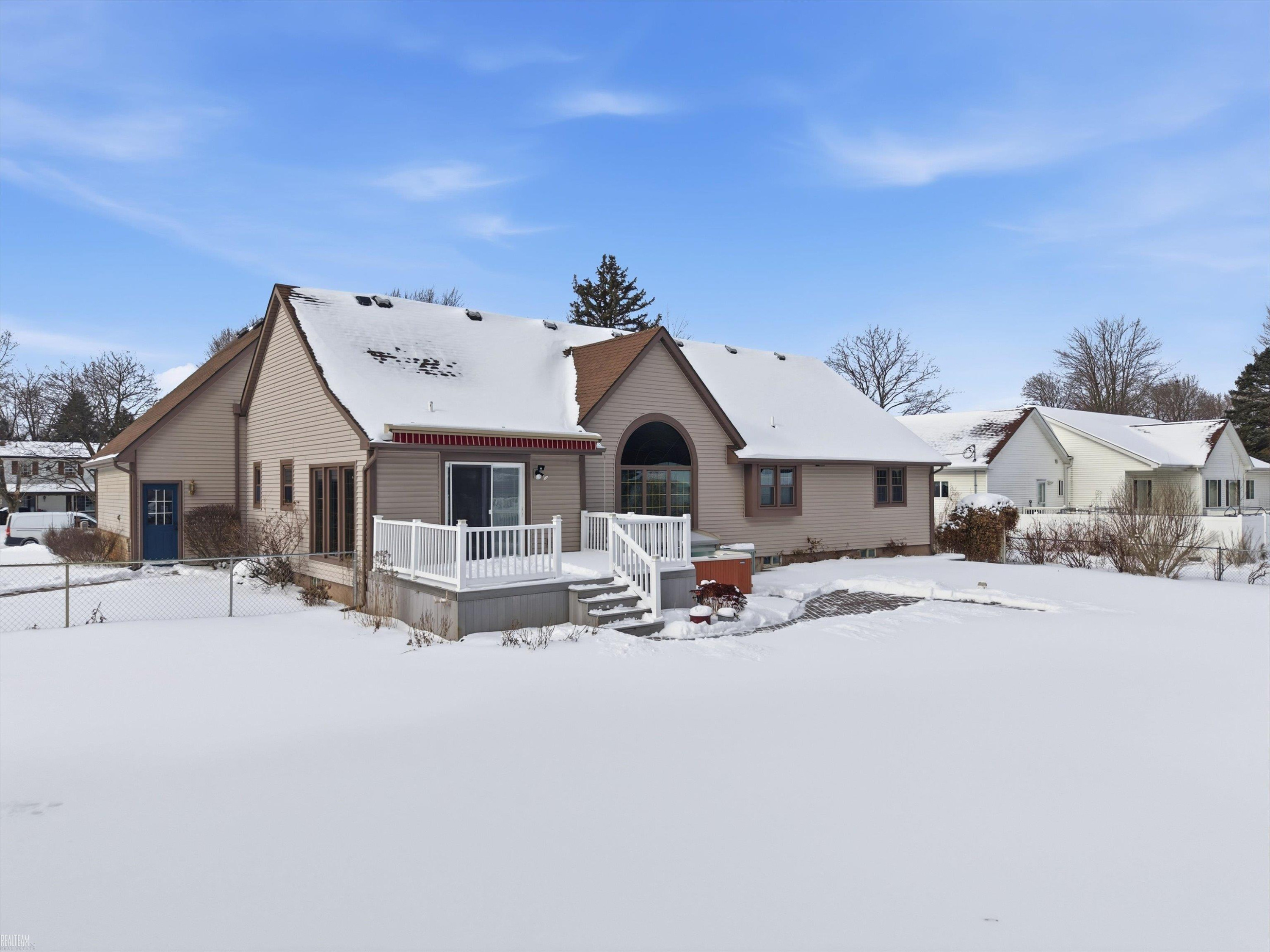 11378 Runnells Drive, MI 48420 — Photo 57