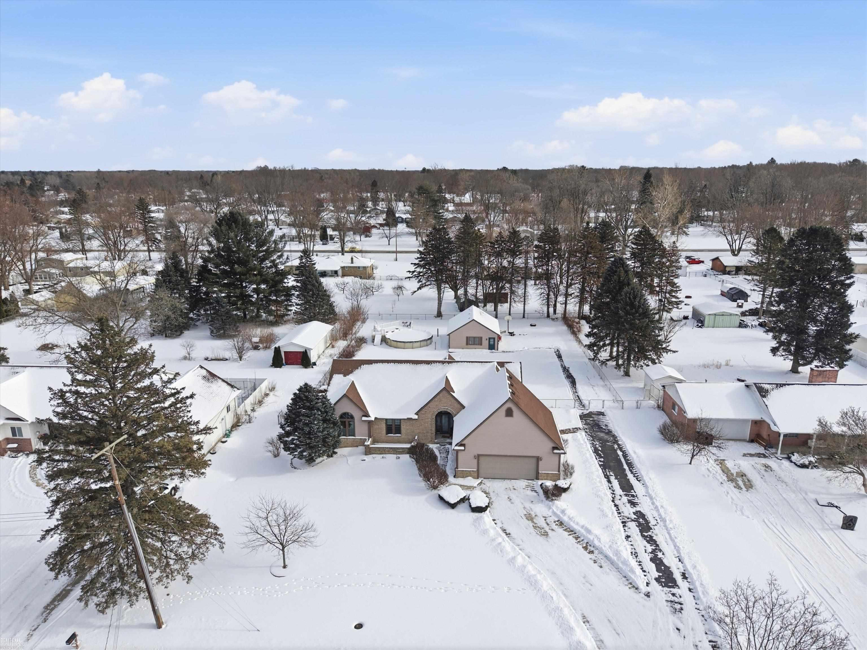 11378 Runnells Drive, MI 48420 — Photo 58