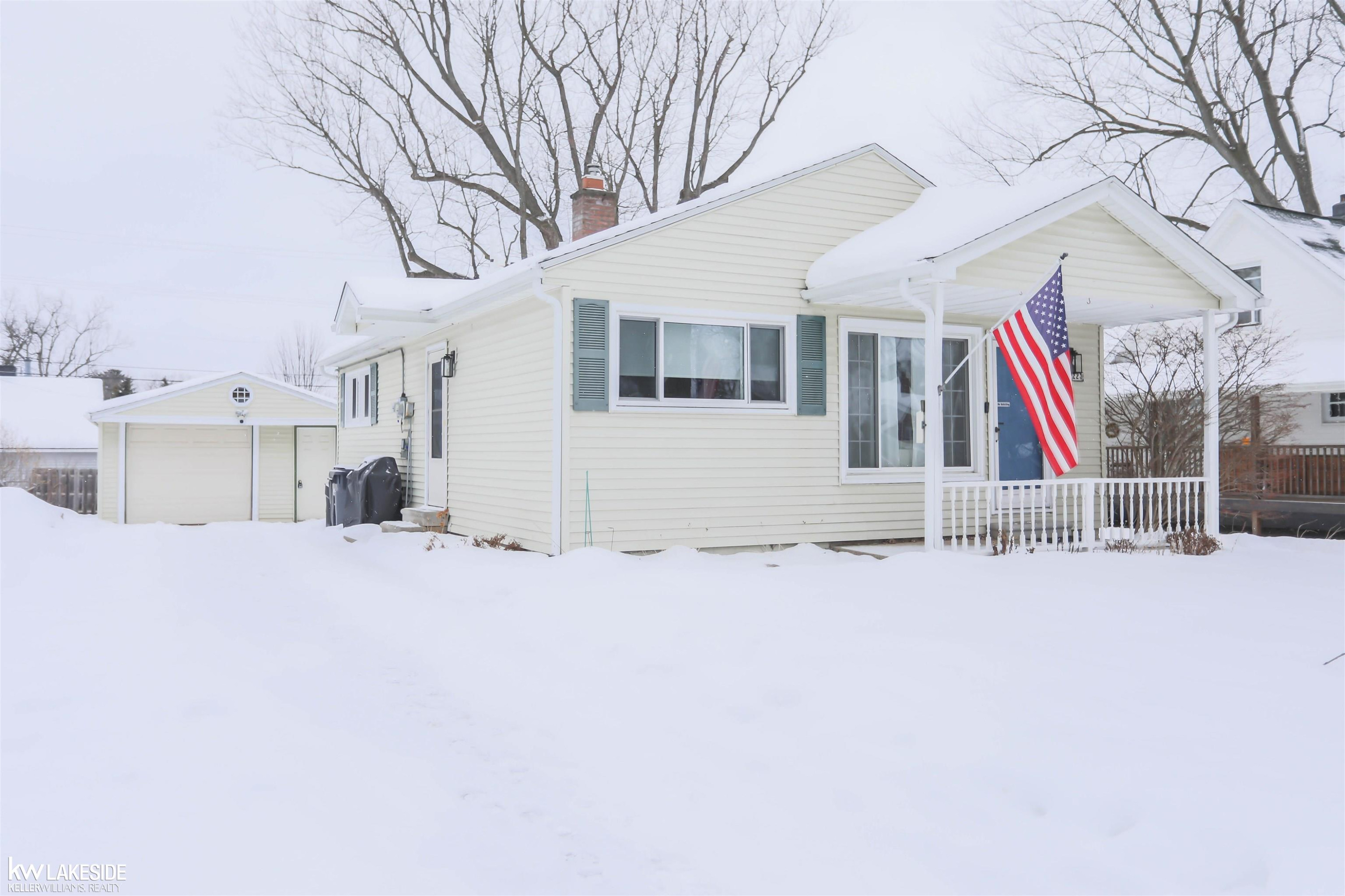 223 Fairgrove Street, MI 48065 — Photo 2