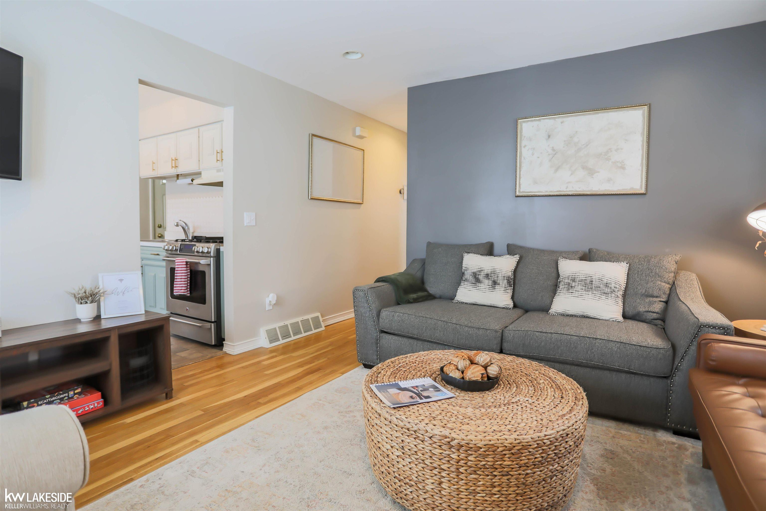 223 Fairgrove Street, MI 48065 — Photo 10