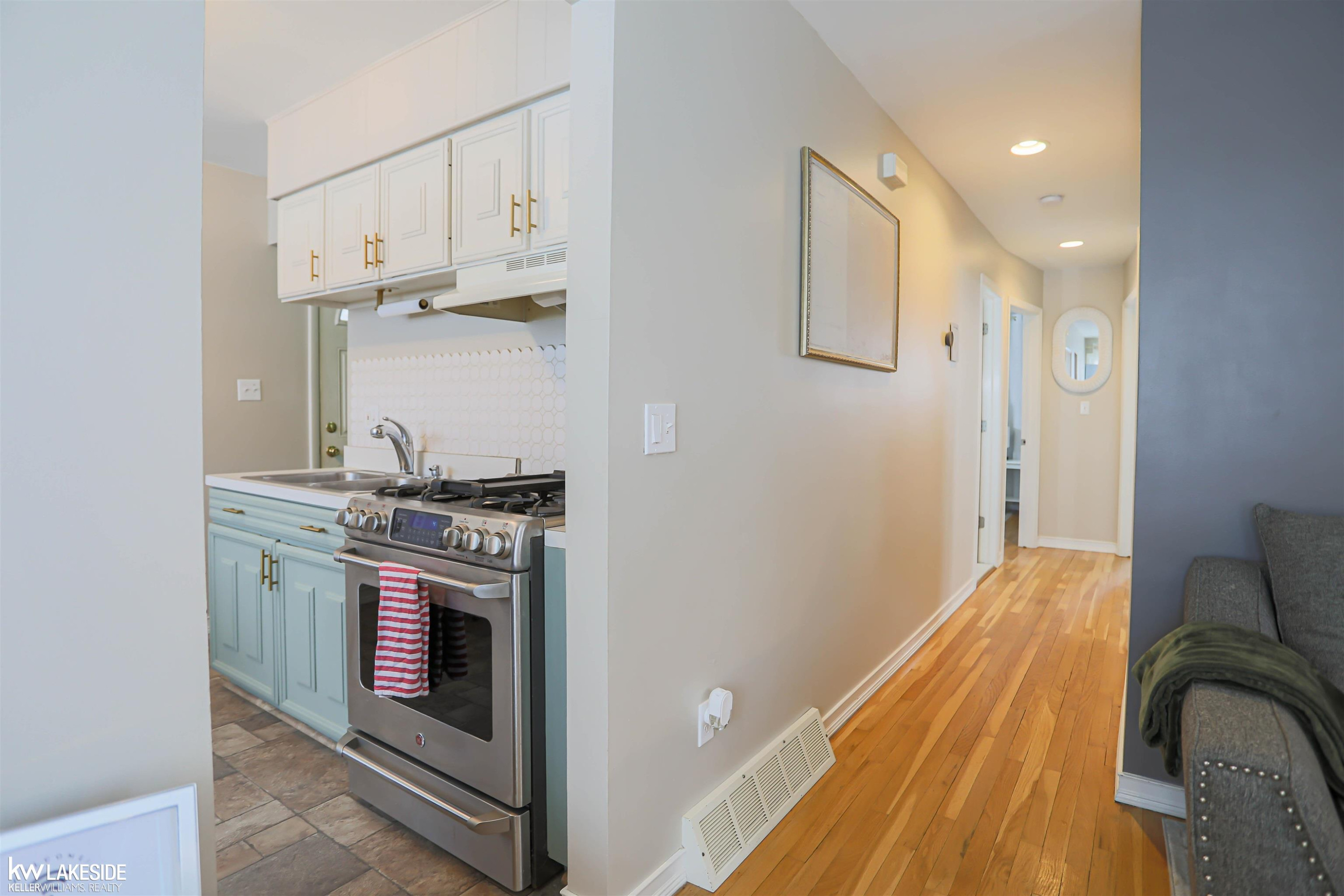 223 Fairgrove Street, MI 48065 — Photo 12