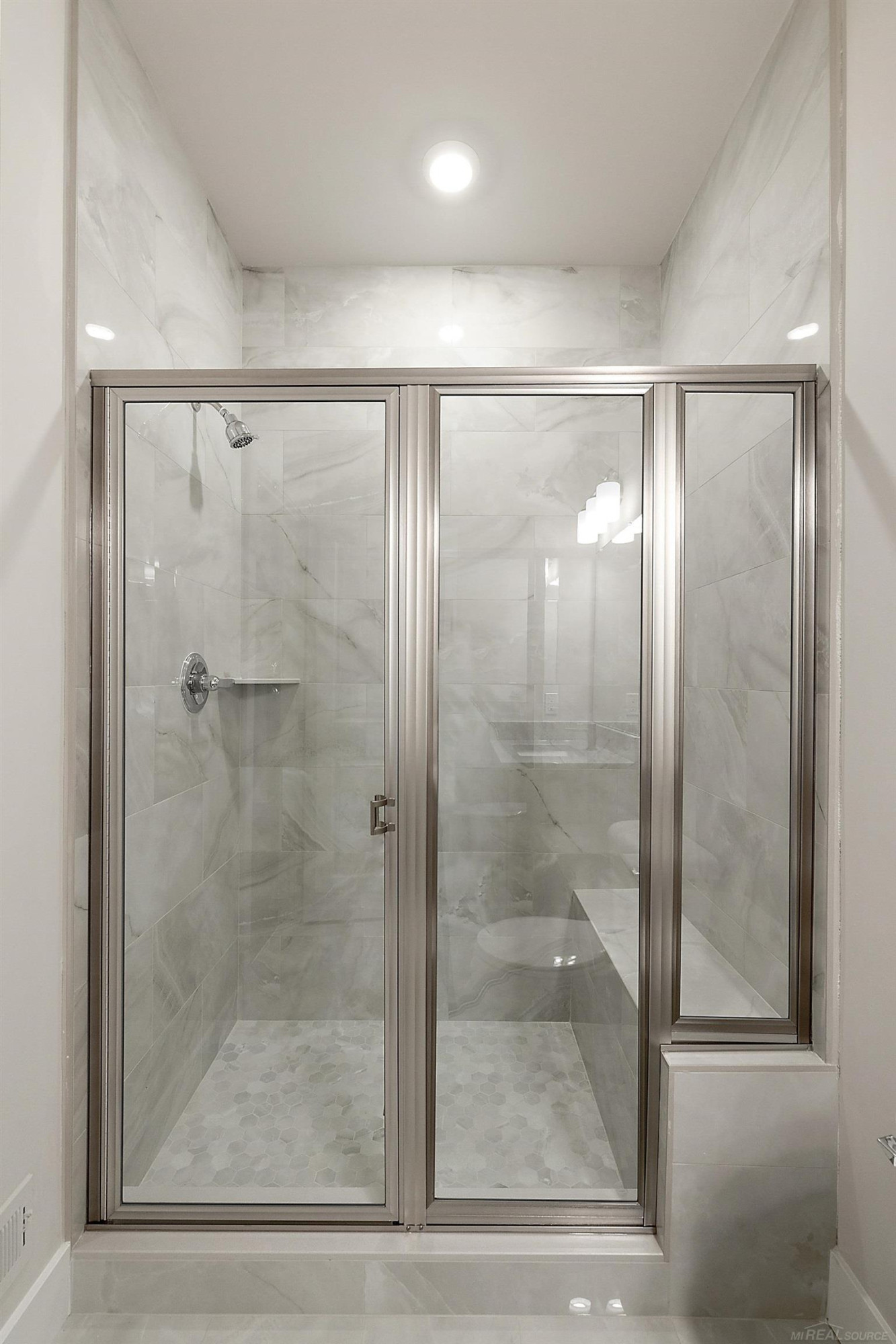 40703 Azalea Drive, Clinton Twp, MI 48036 — Photo 14