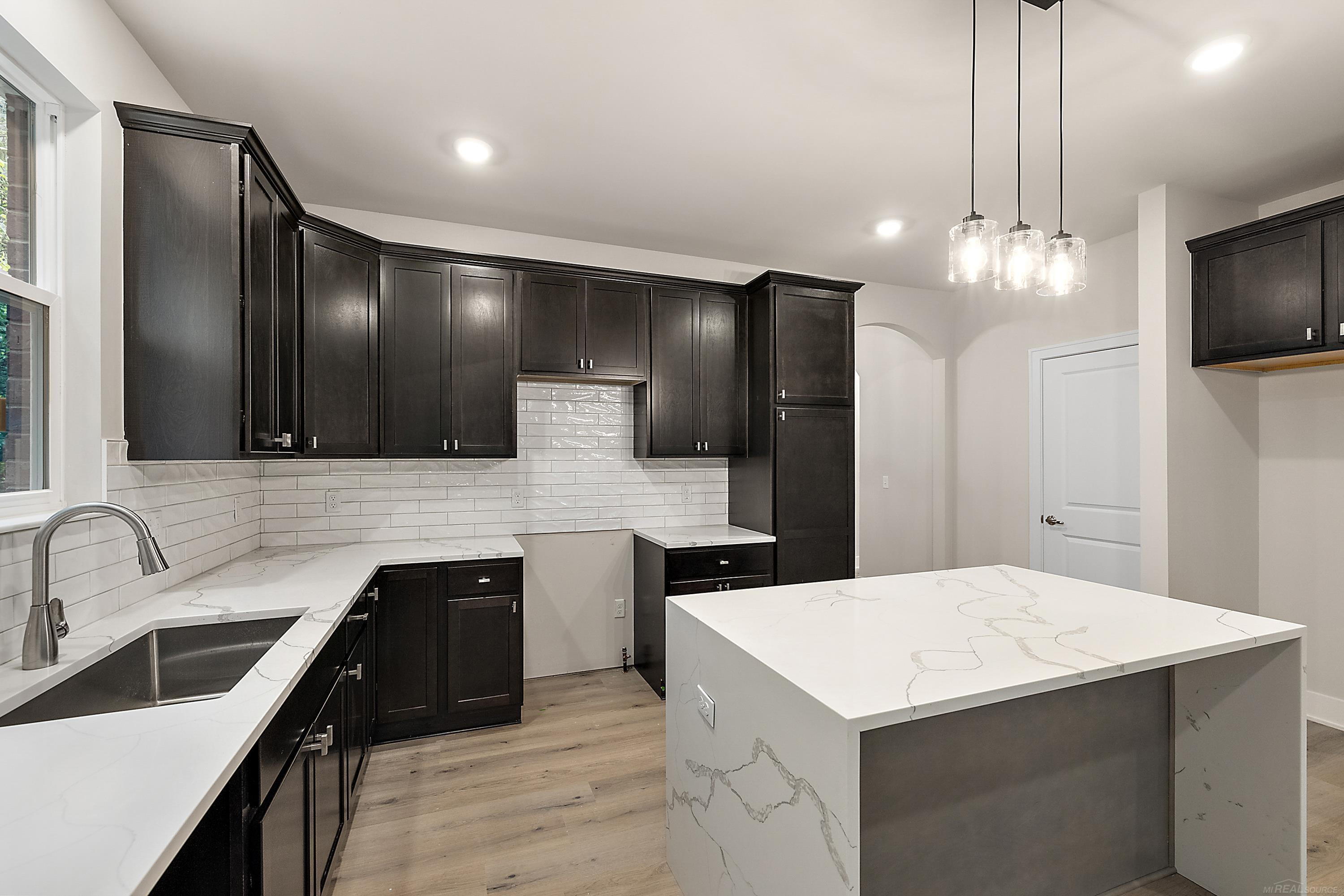 40703 Azalea Drive, Clinton Twp, MI 48036 — Photo 19