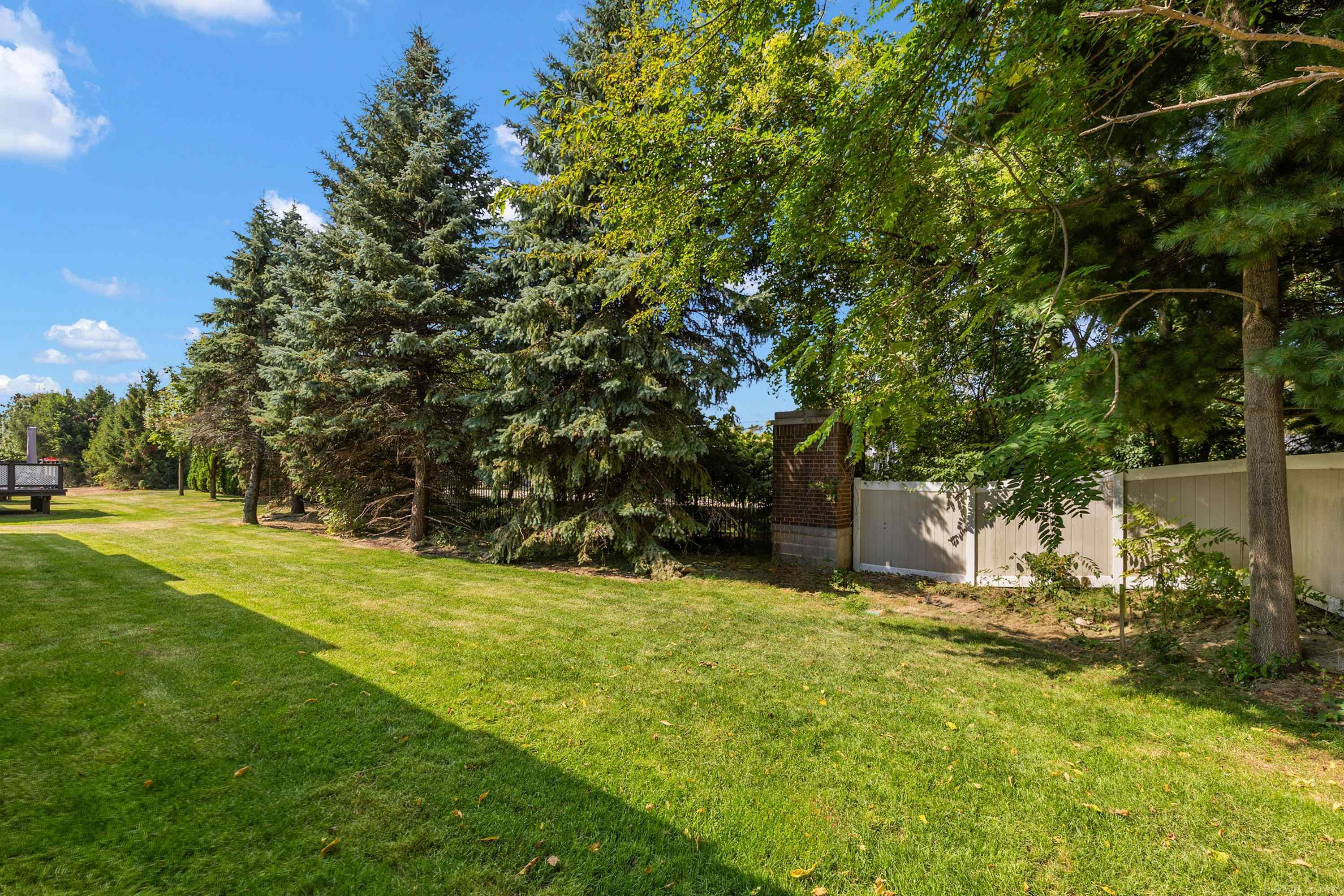 40703 Azalea Drive, Clinton Twp, MI 48036 — Photo 35
