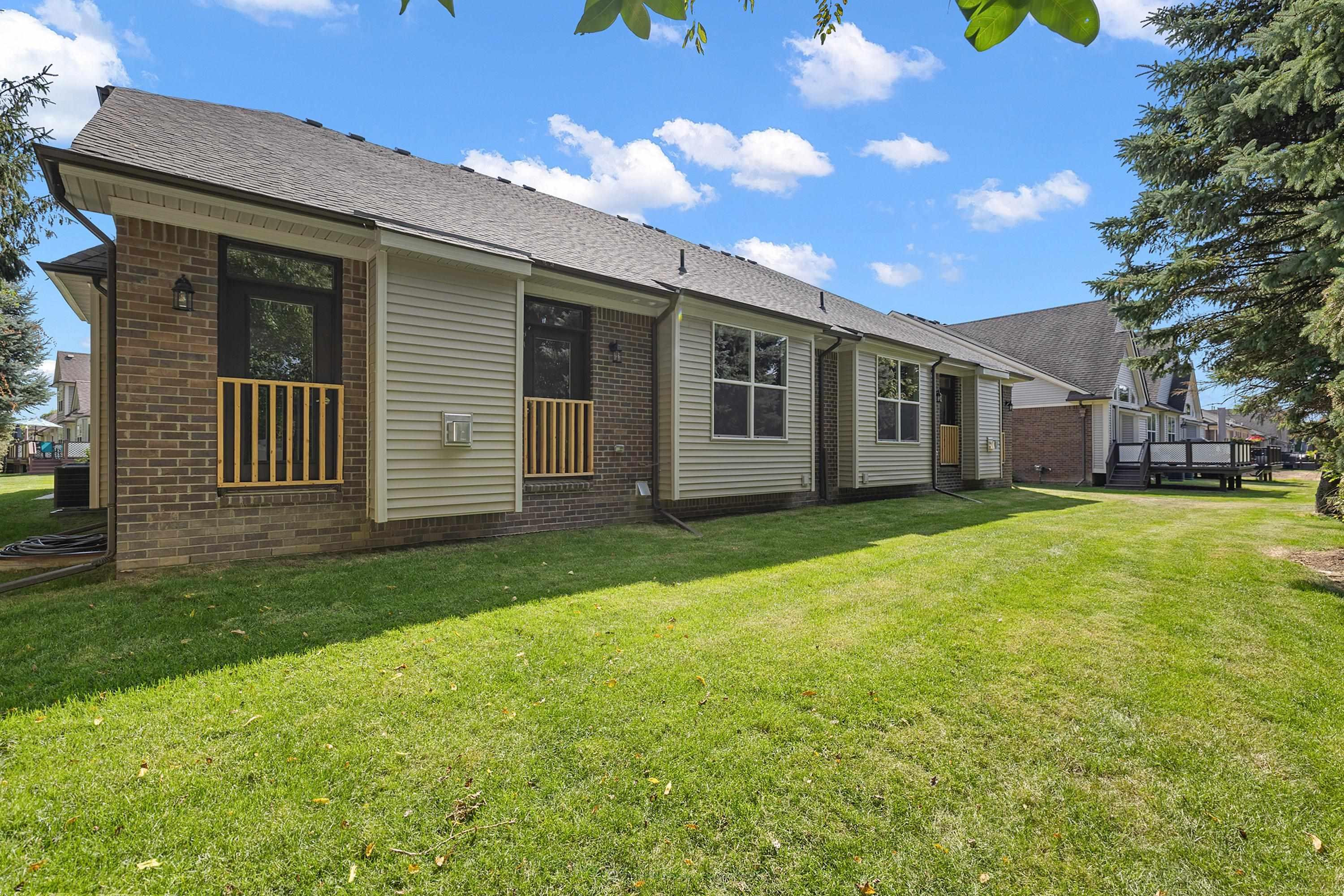 40703 Azalea Drive, Clinton Twp, MI 48036 — Photo 36