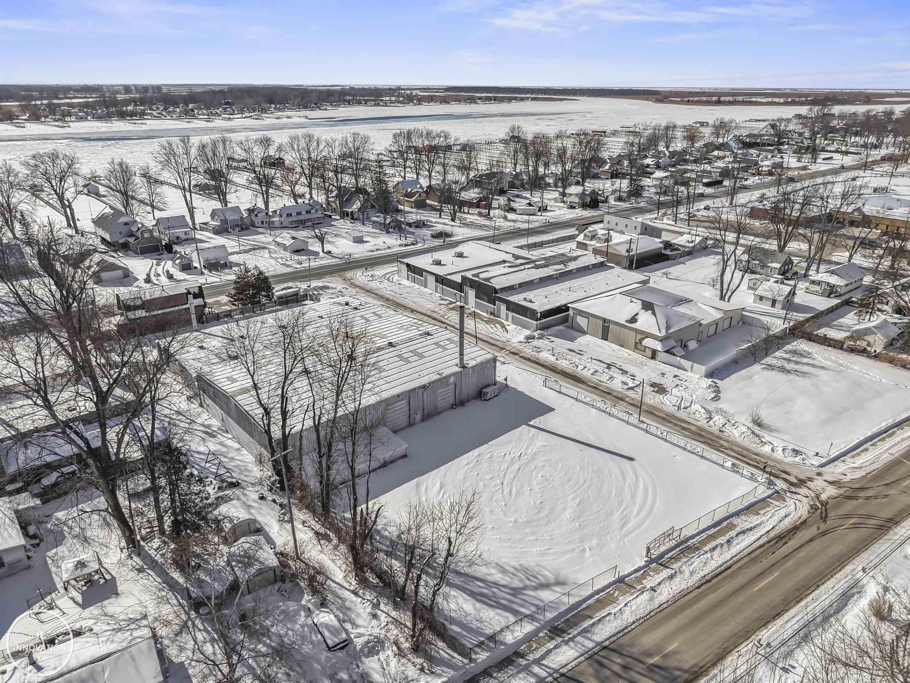 4618 Pointe Tremble Road - Photo 3