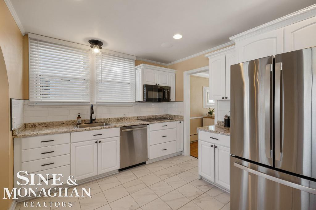 1264 Bishop Road, Grosse Pointe Park, MI 48230 — Photo 11