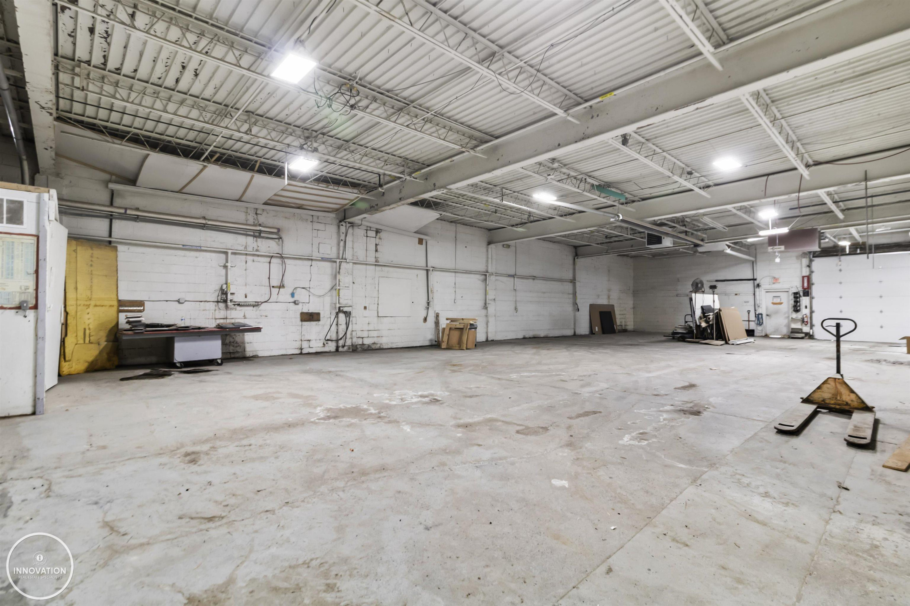 4618 Pointe Tremble Road, MI 48001 — Photo 38