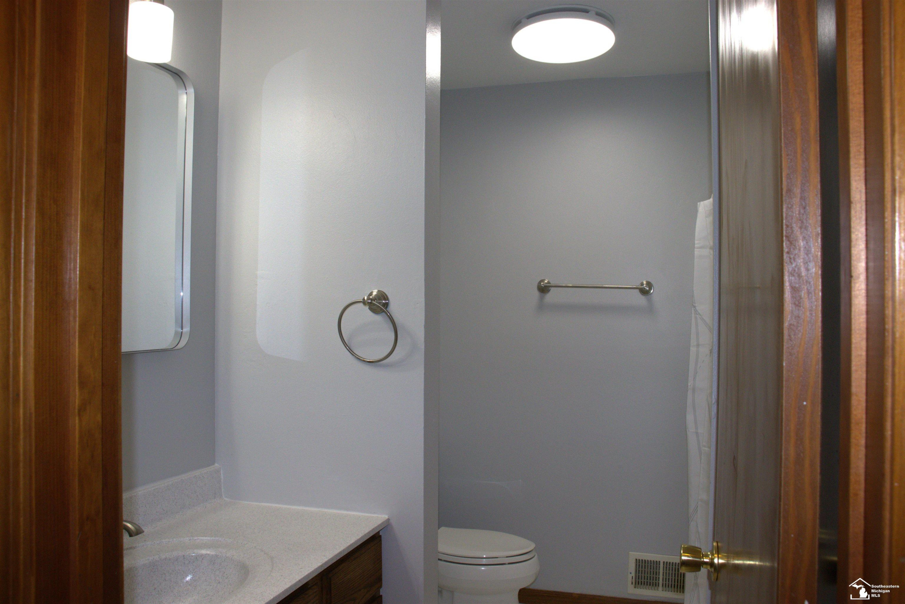 1015 Donnalee Drive, Monroe, MI 48162 — Photo 9