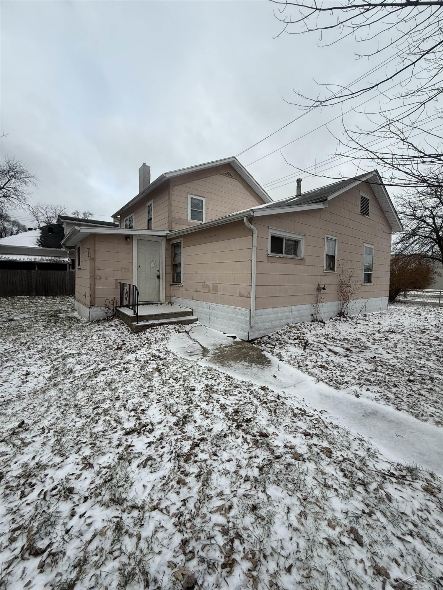 3102 N Water Street, Bay City, MI 48708 — Photo 3