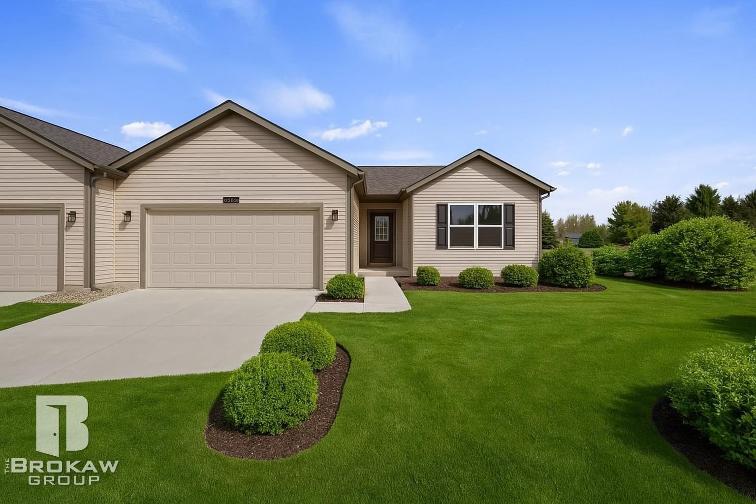 3371 Meadowridge Court, 107, Davison, MI 48423 — Photo 2