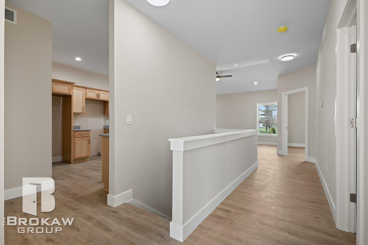 3371 Meadowridge Court, 107, Davison, MI 48423 — Photo 11