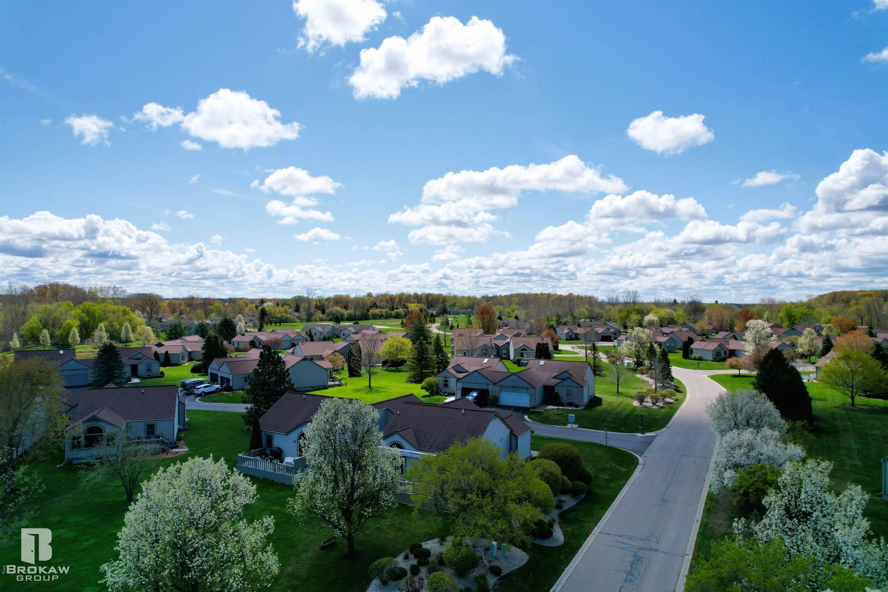 3371 Meadowridge Court, 107, Davison, MI 48423 — Photo 37