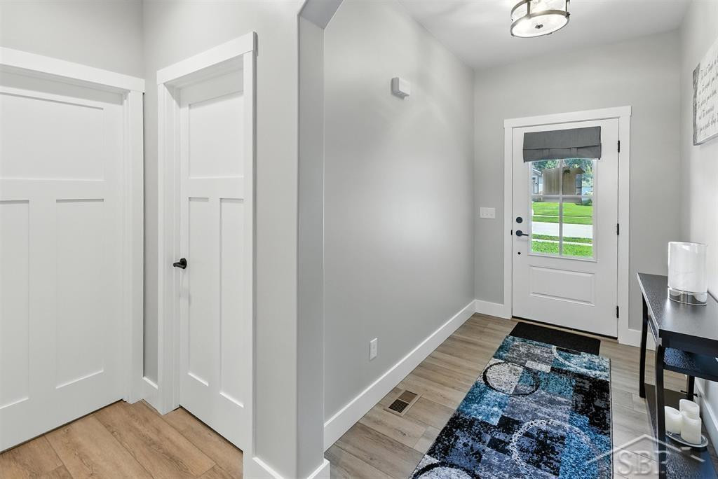 701 Broadhead Drive, Midland, MI 48642 — Photo 5