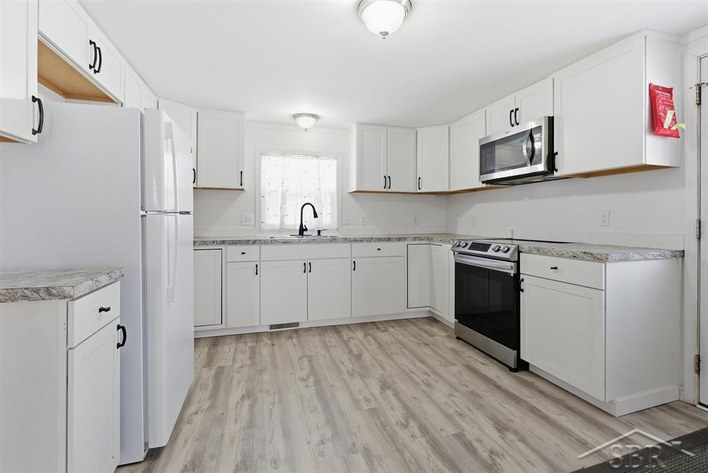 3812 N Saginaw Road, Midland, MI 48640 — Photo 6