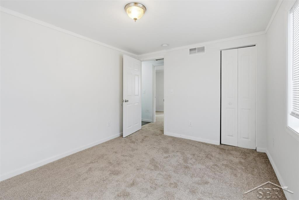 3812 N Saginaw Road, Midland, MI 48640 — Photo 12