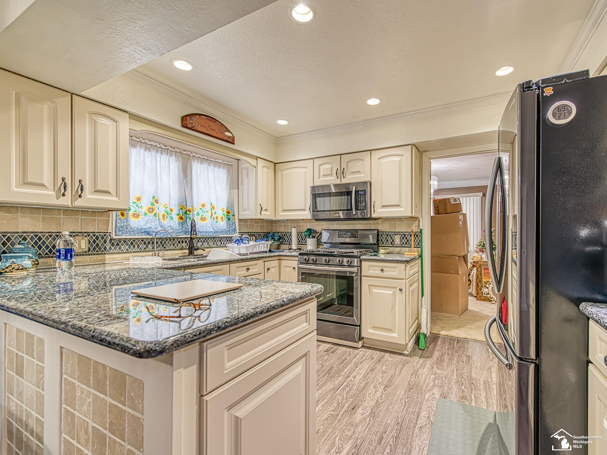 4179 Sheffield Place, Lambertville, MI 48144 — Photo 11