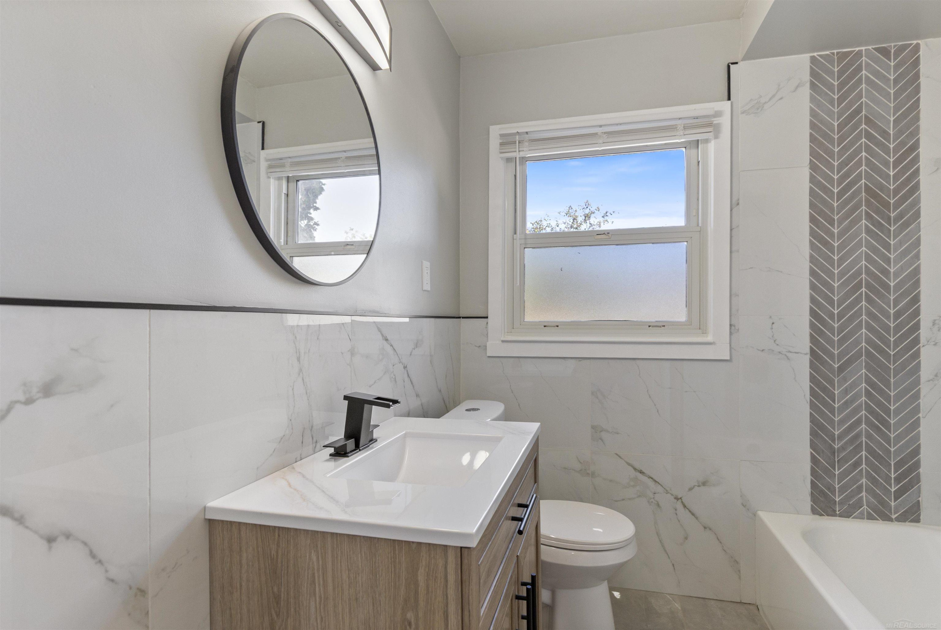 10419 W 11 Mile Road, Huntington Woods, MI — Photo 9
