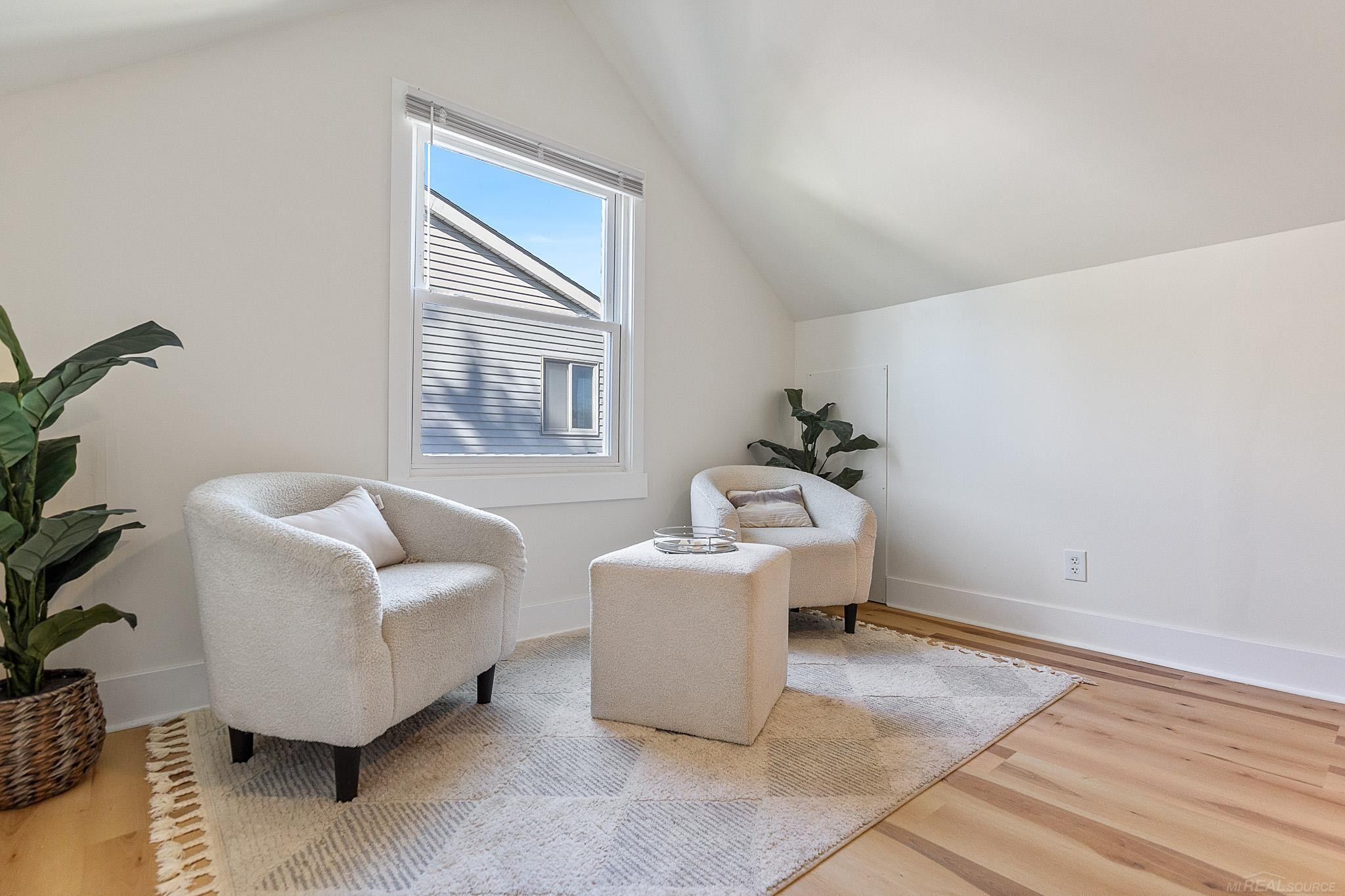 10419 W 11 Mile Road, Huntington Woods, MI — Photo 15