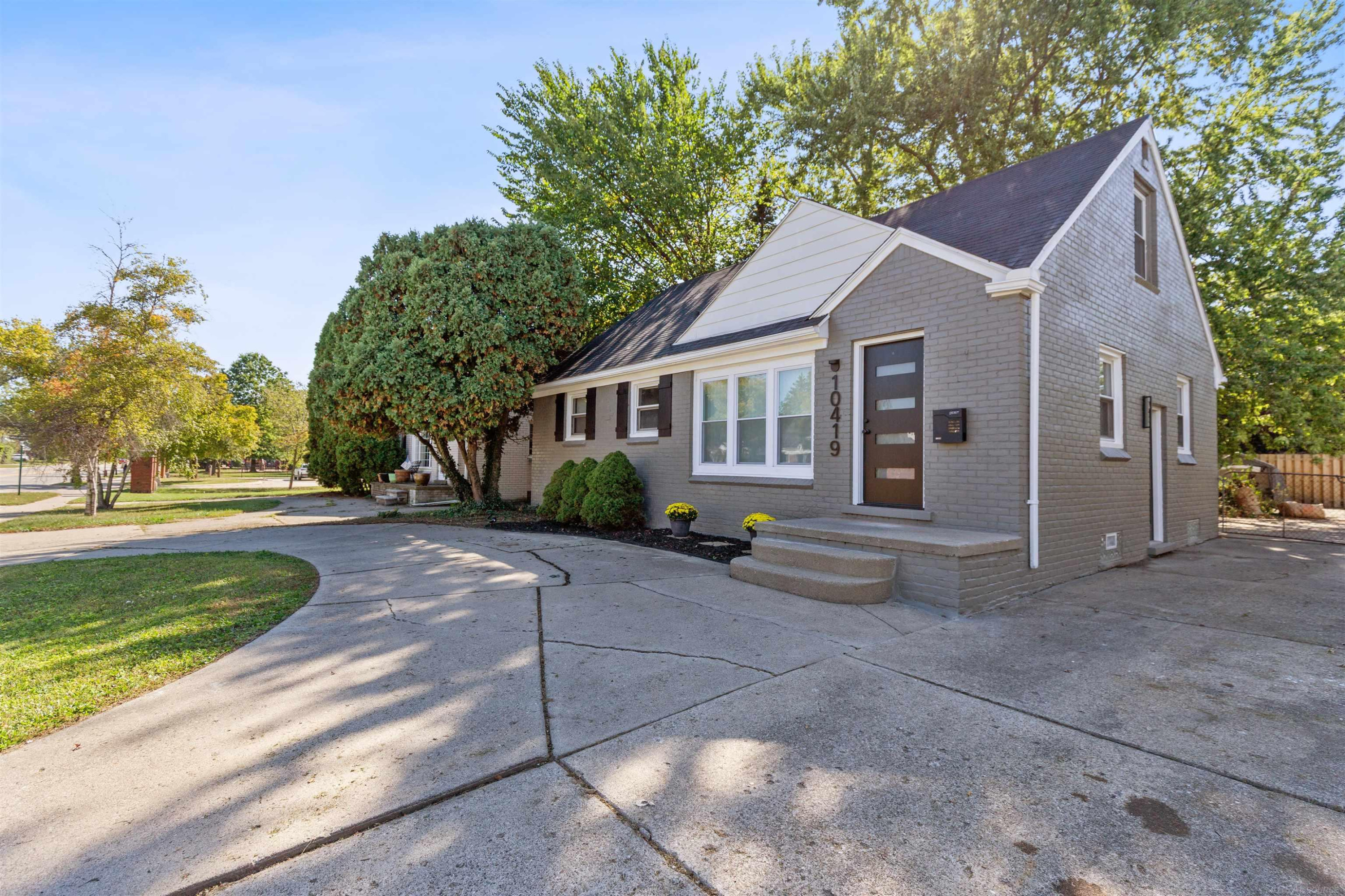 10419 W 11 Mile Road, Huntington Woods, MI — Photo 27