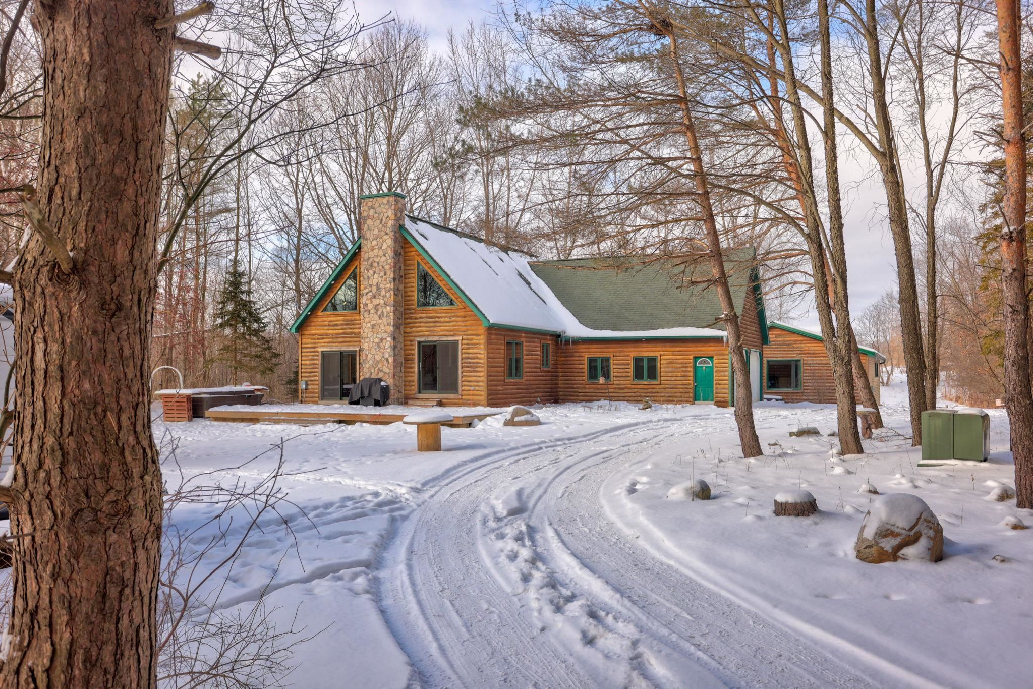 3900 Birch Run Road, Millington, MI 48746 — front exterior