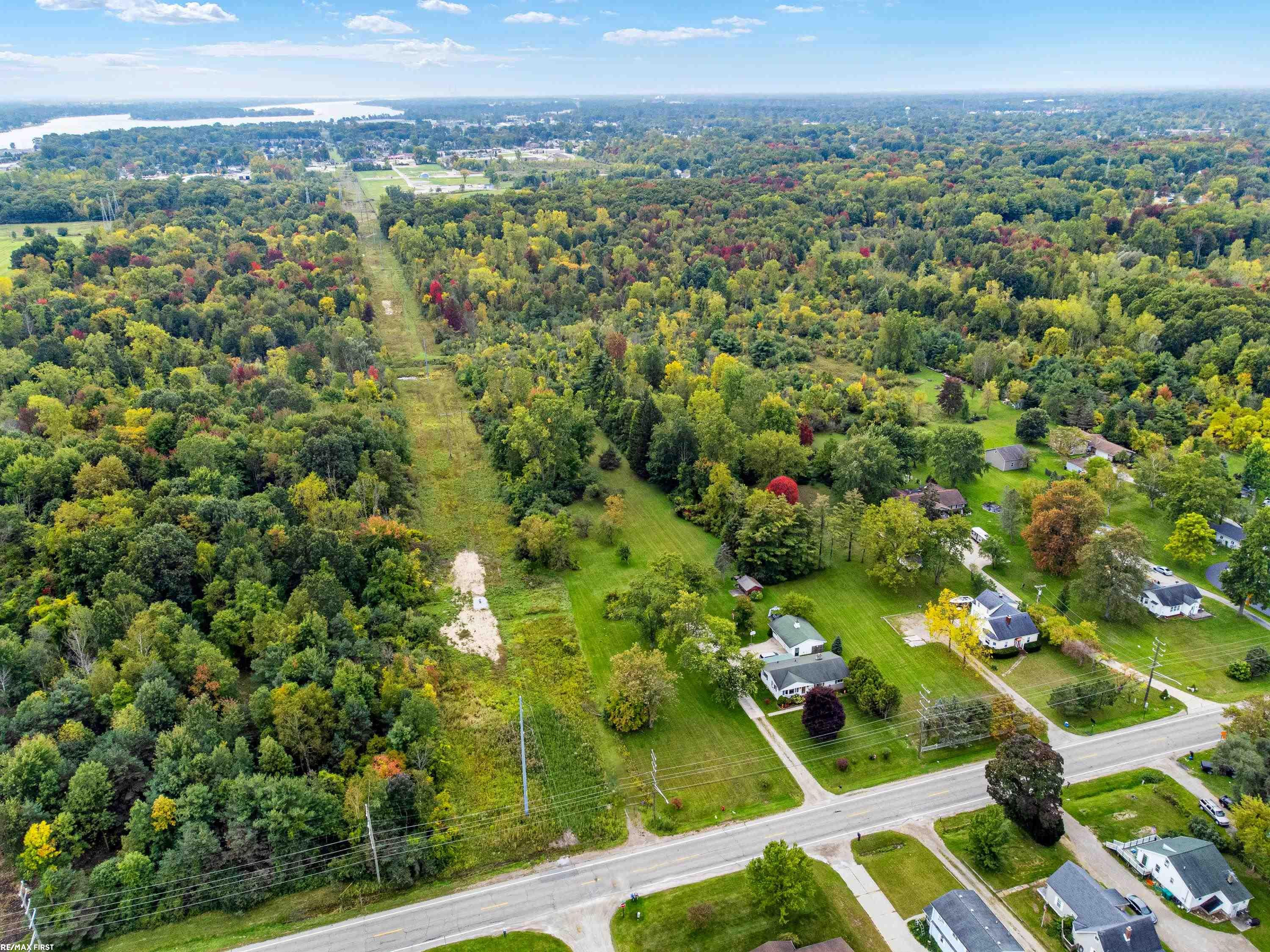3605 Ravenswood Road, Marysville, MI 48040