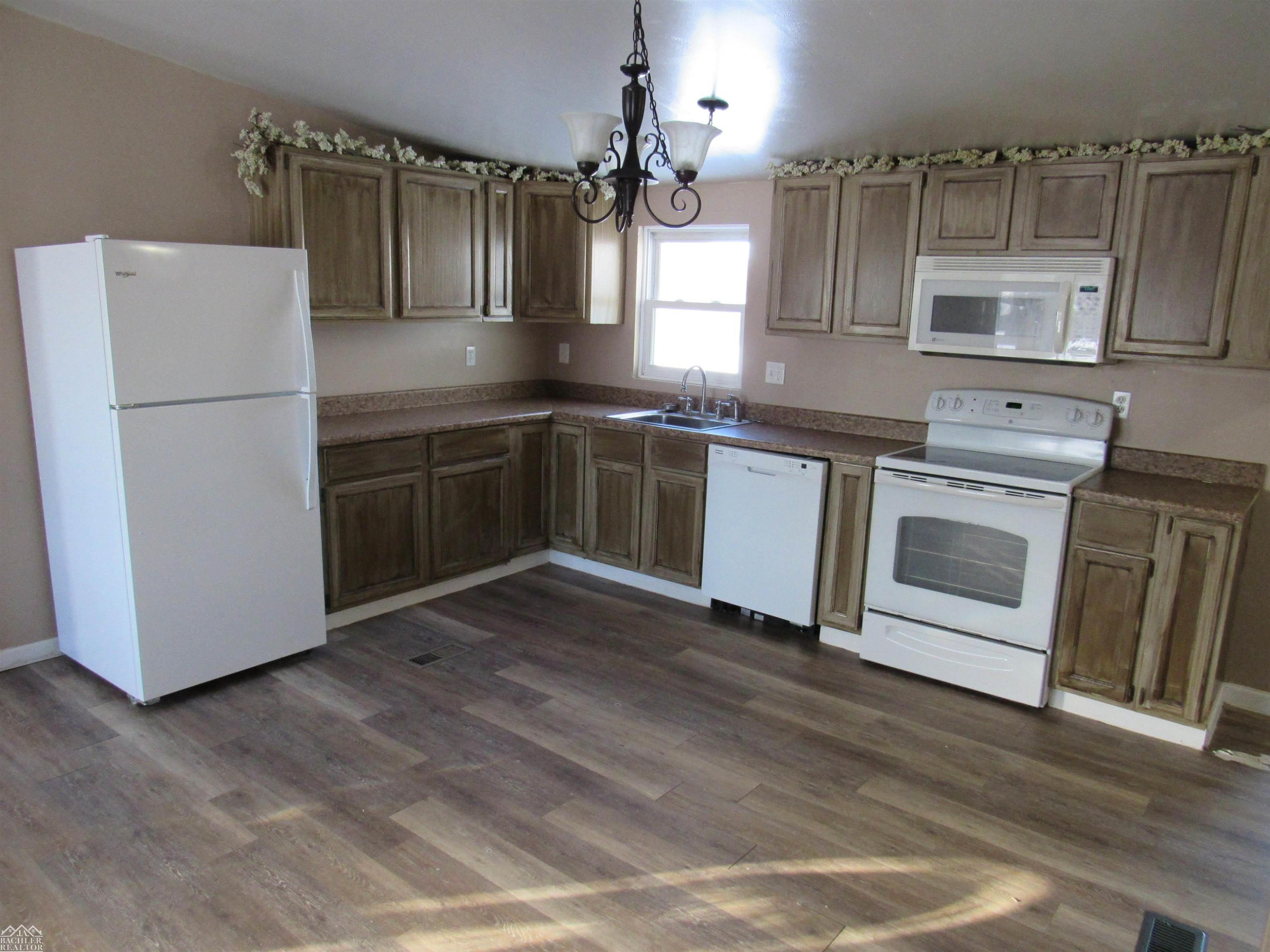 5490 Indian Trail, MI — Photo 12